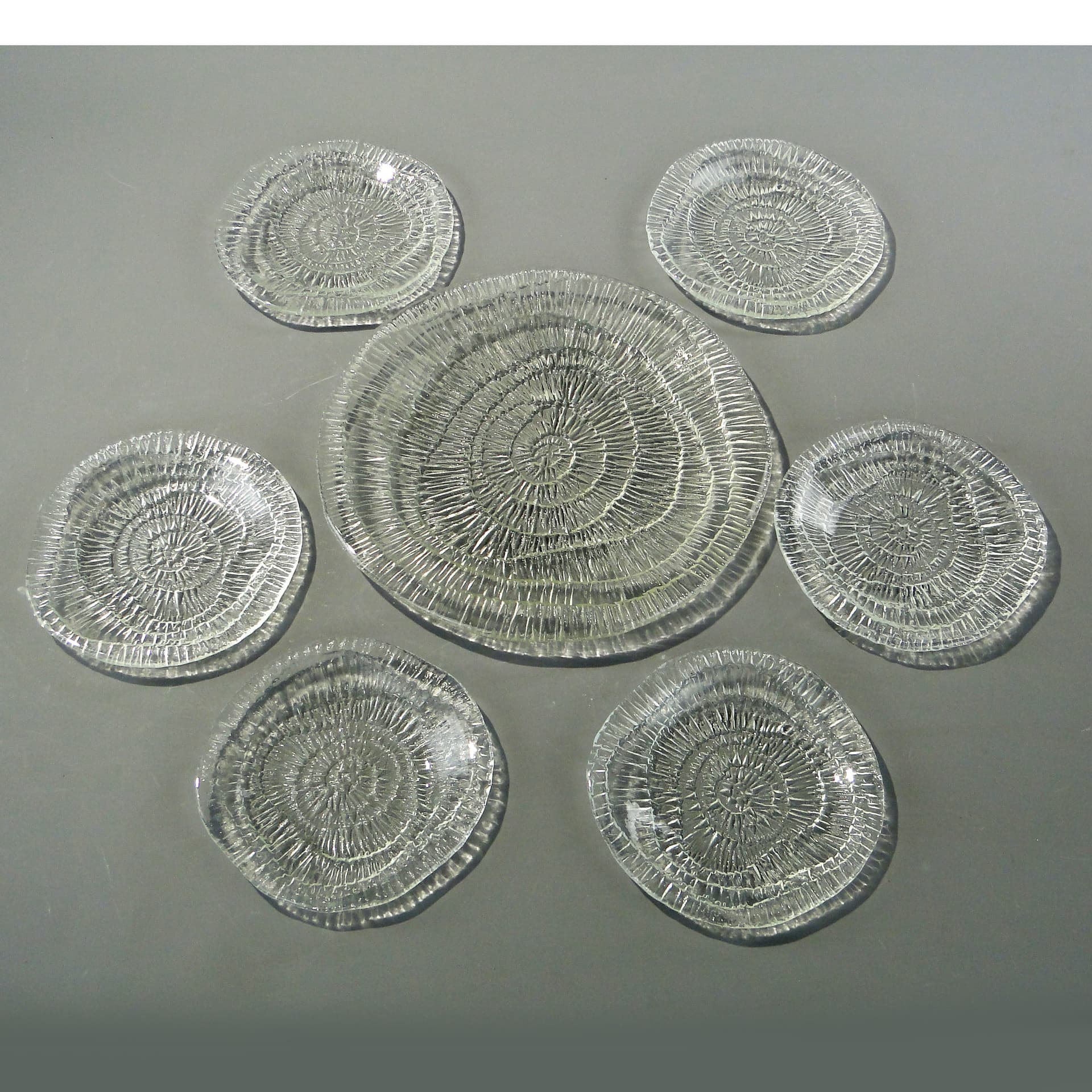Cake Serving Set Skamielina, clear glass, by E. Trzewik-Drost, Ząbkowice, Poland, 1970s.