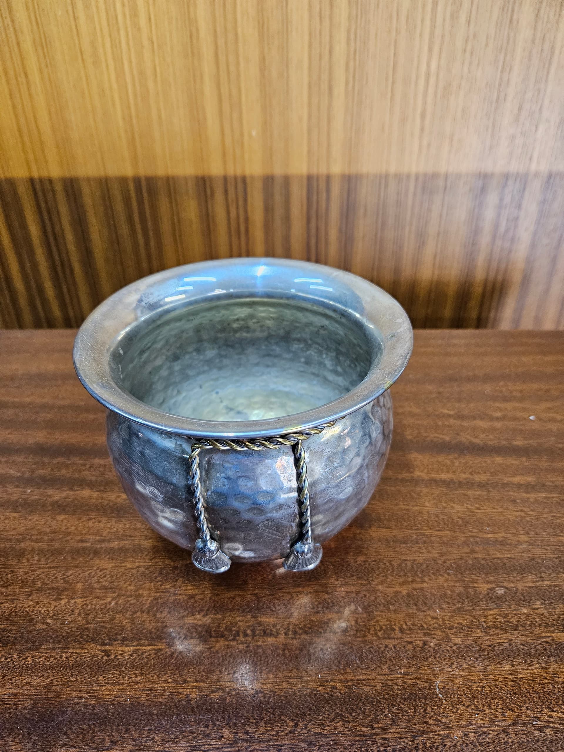 Osłonka na doniczkę, srebrny, mosiądz platerowany srebrem, Włochy, lata 70. - 363080