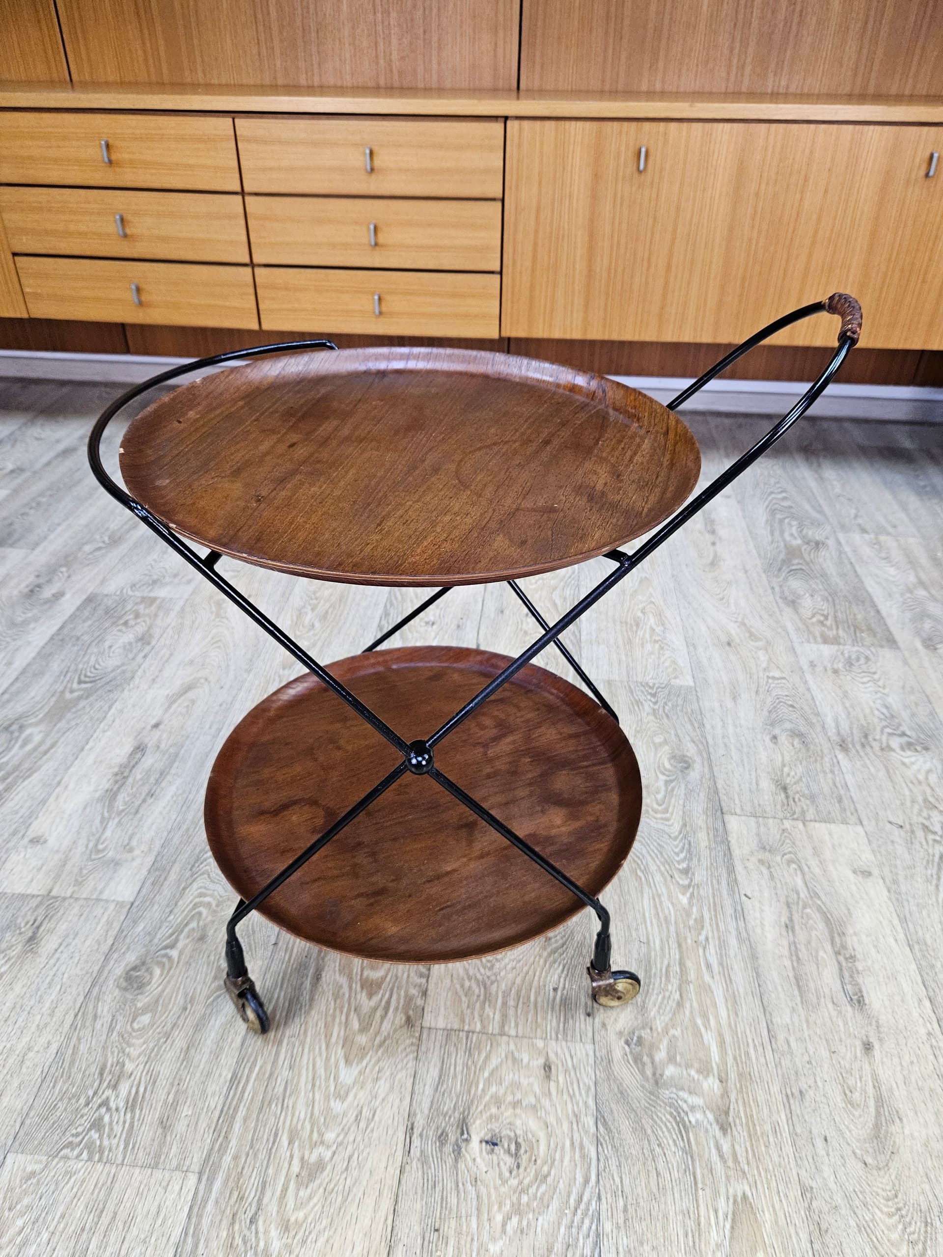 Bar cart Nybro, brown teak, black metal, Åry Fanérprodukter, Sweden, 1960s. - 363140