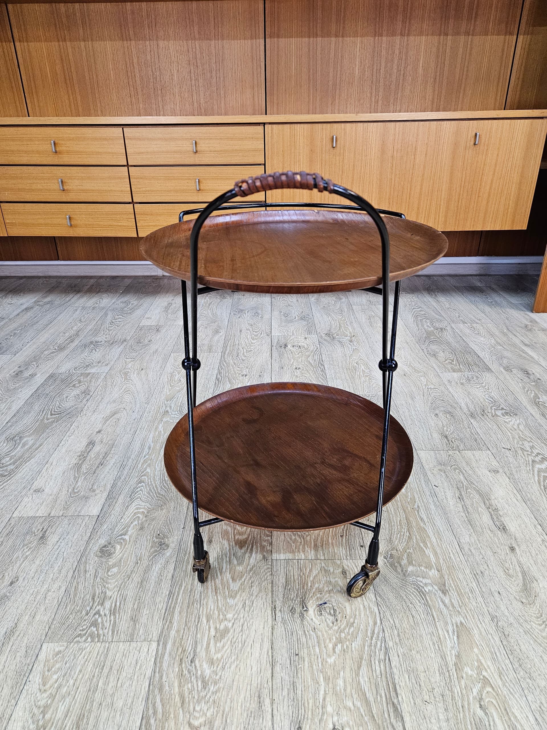 Bar cart Nybro, brown teak, black metal, Åry Fanérprodukter, Sweden, 1960s. - 363141