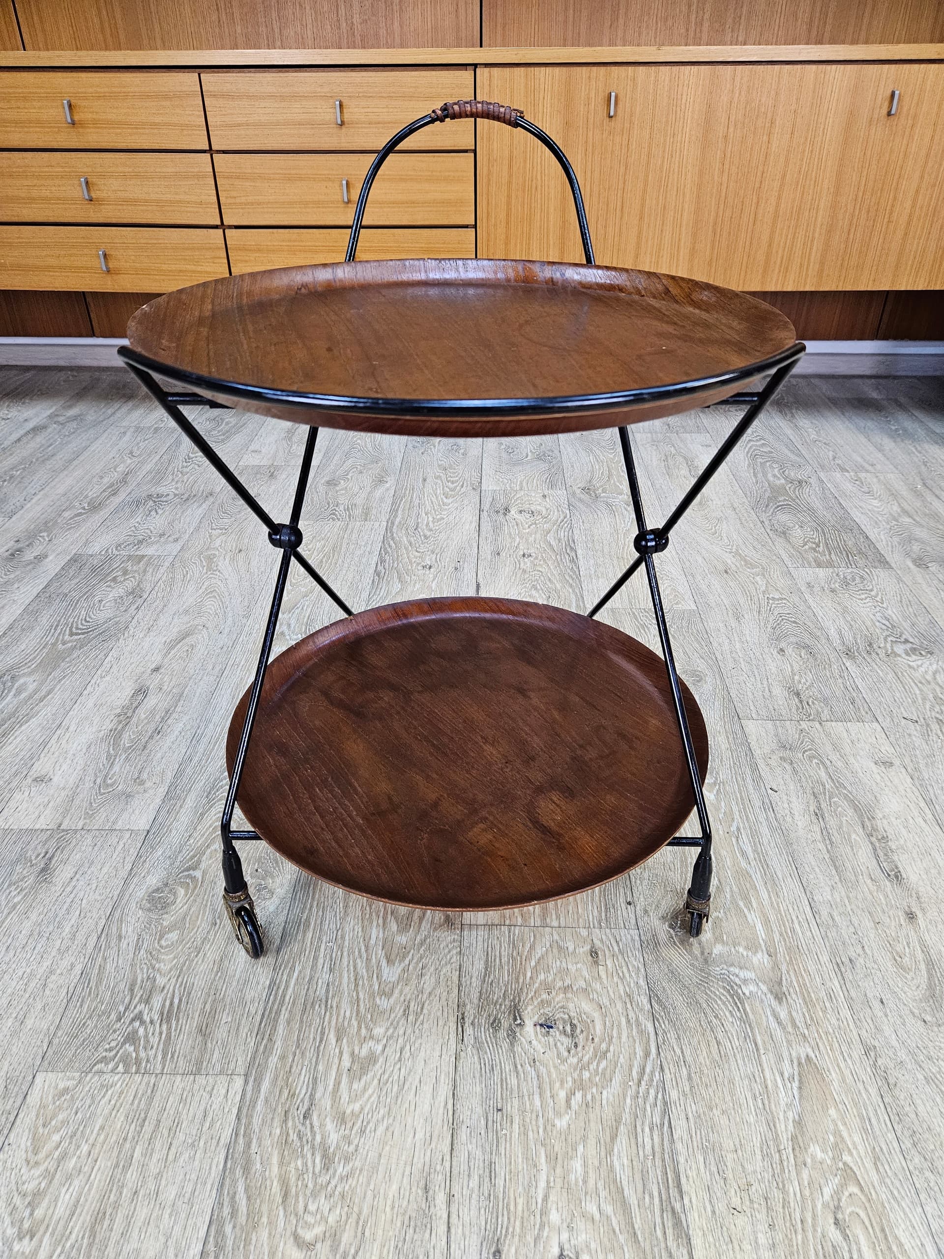 Bar cart Nybro, brown teak, black metal, Åry Fanérprodukter, Sweden, 1960s. - 363133