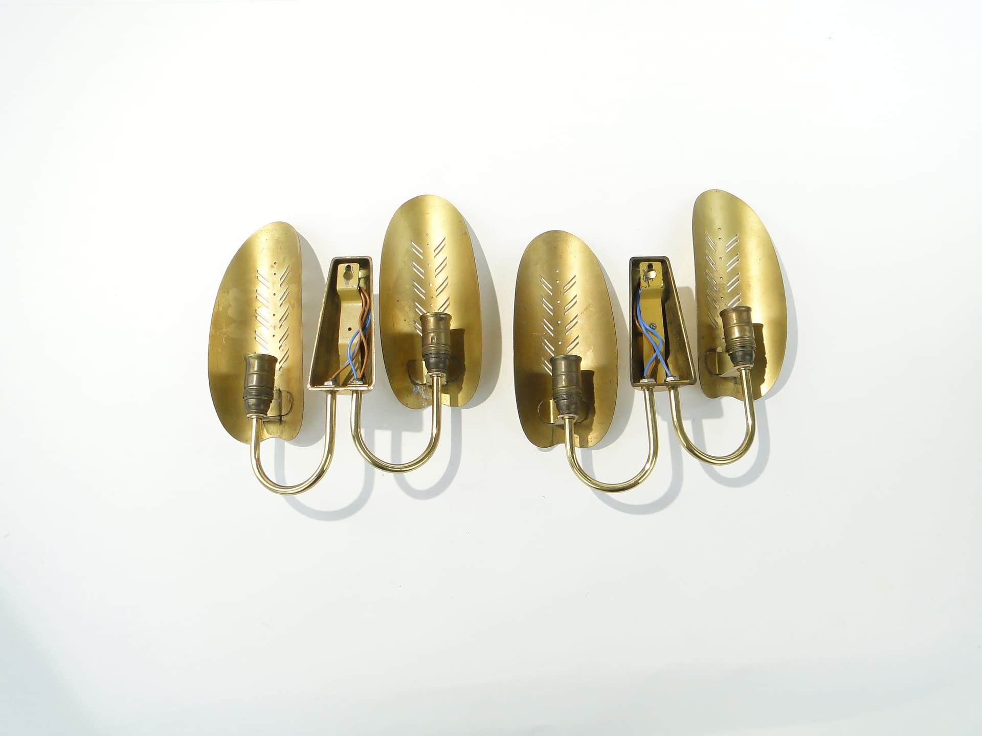 Pair of wall sconces, gold, brass, Belgium, 1950s - 363169