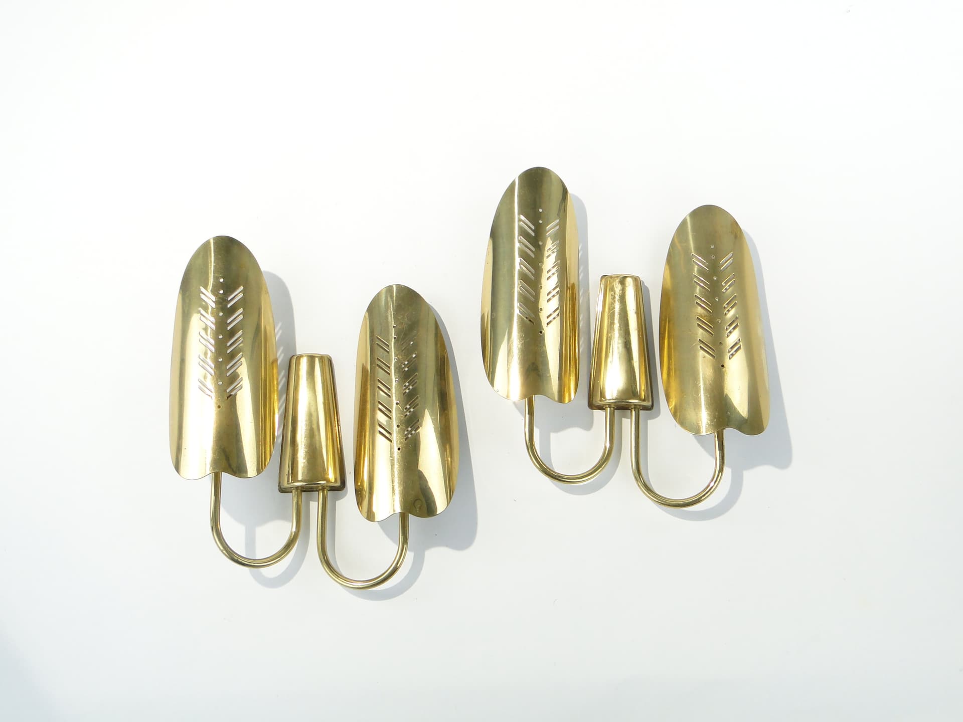 Pair of wall sconces, gold, brass, Belgium, 1950s - 363165
