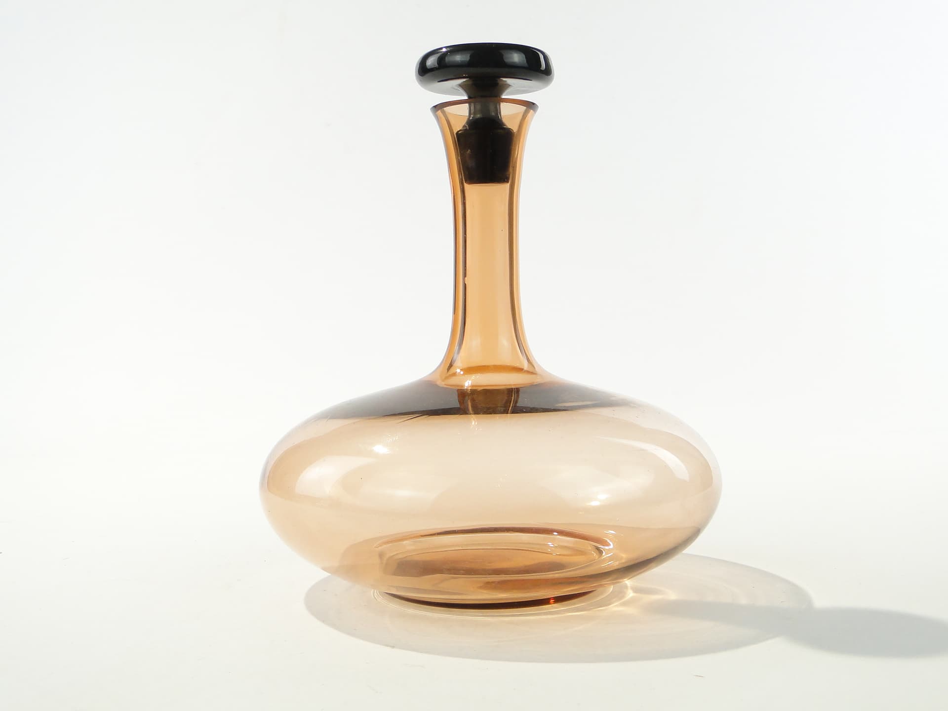 Decanter Art Deco, orange black glass, Hortensja, Poland, 1930s - 363204