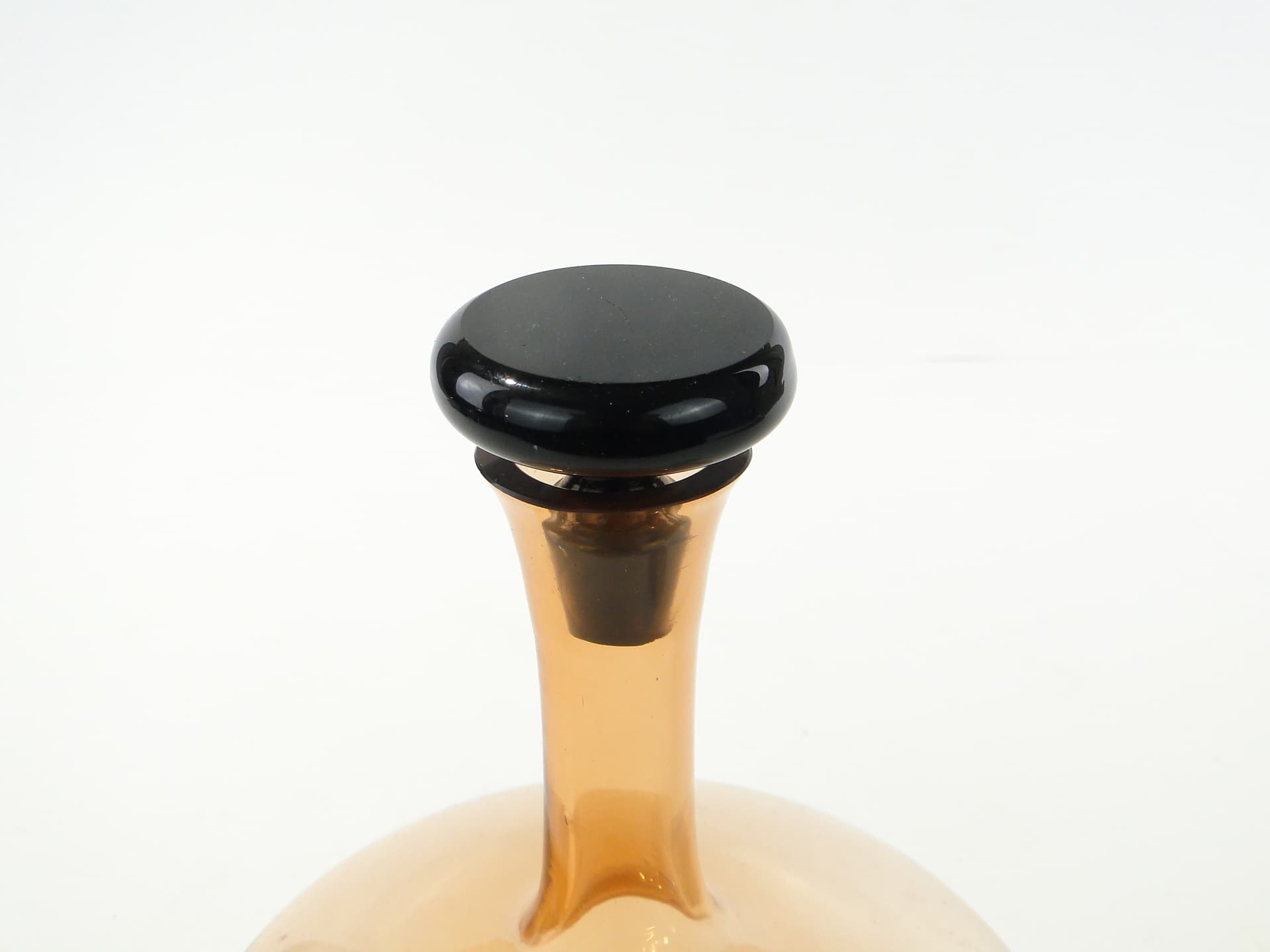 Decanter Art Deco, orange black glass, Hortensja, Poland, 1930s - 363202