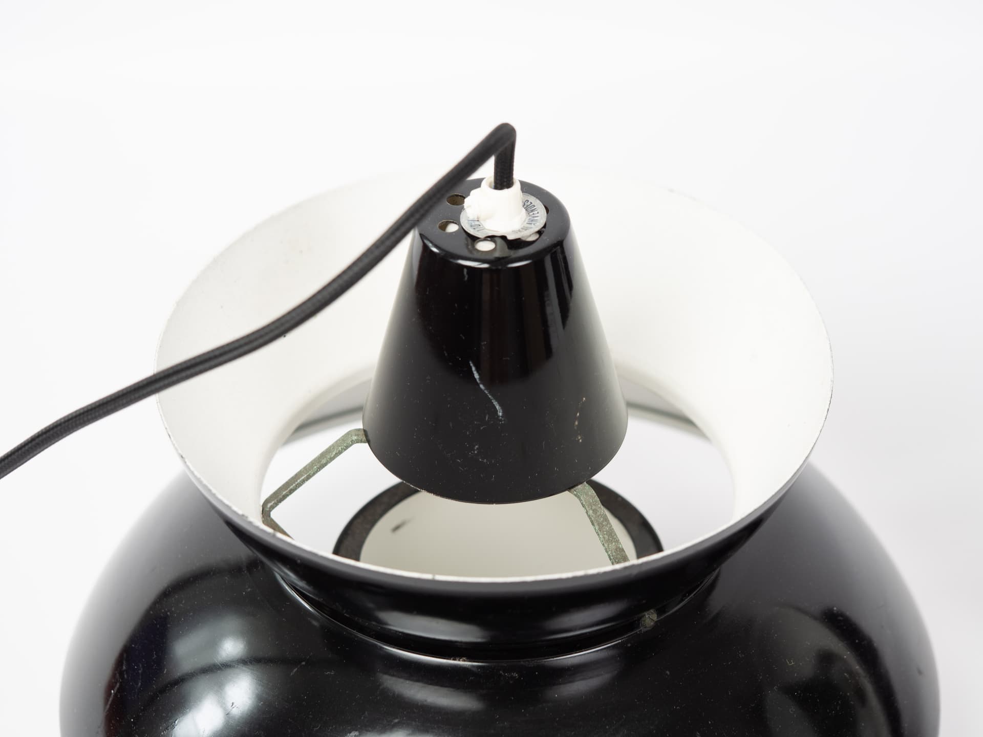 Para lamp wiszących Doo Wop, metal czarny złoty biały, Louis Poulsen, Dania, lata 50. - 363275