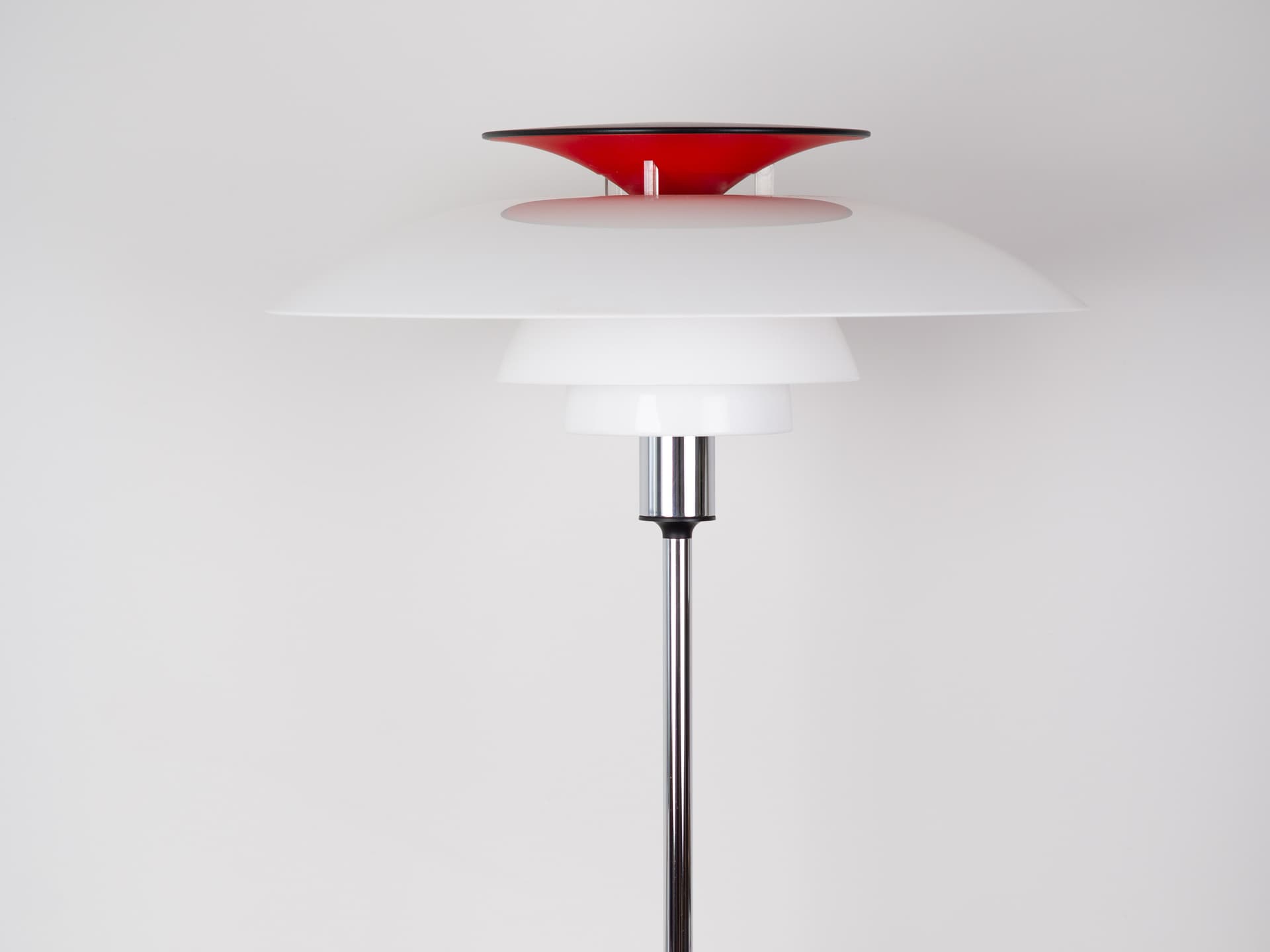 Lampa stołowa PH 80, metal biały czerwony srebrny czarny, proj. P. Henningsen, Louis Poulsen, Dania, lata 70. - 363355