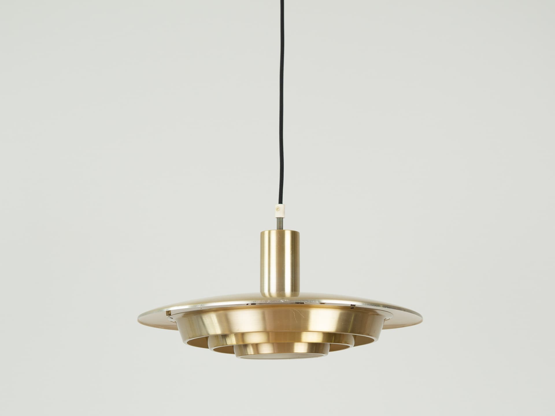 Pendant lamp, gold metal, by J. Hammerborg, Fog & Mørup, Denmark, 1980s. - 363398