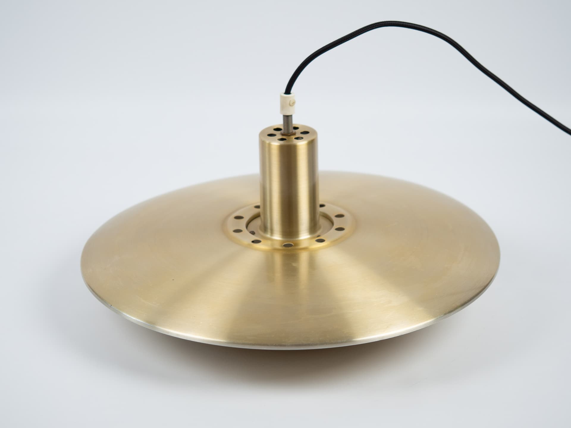Pendant lamp, gold metal, by J. Hammerborg, Fog & Mørup, Denmark, 1980s. - 363402