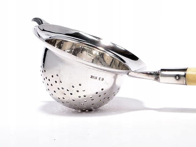 Tea strainer, silver, beige bone, Germany, 19th century - 363901