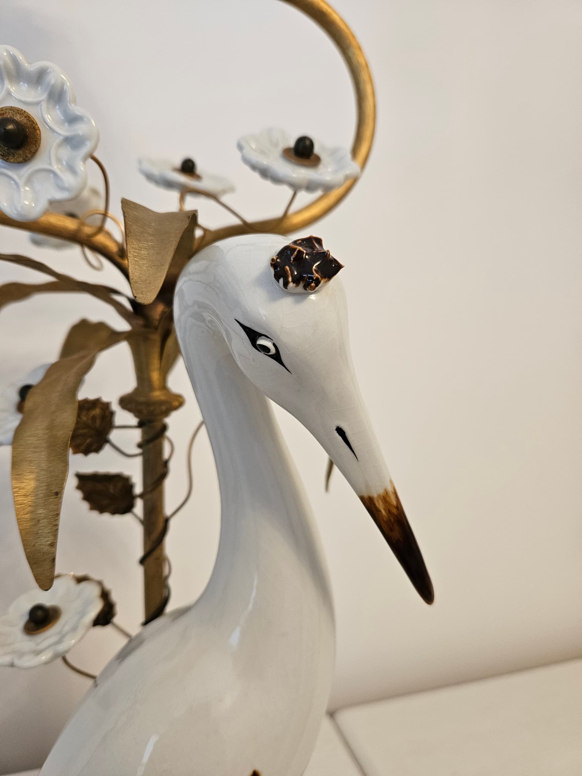 Pair of table lamps, white porcelain, gold metal, Italy, 1970s. - 364097