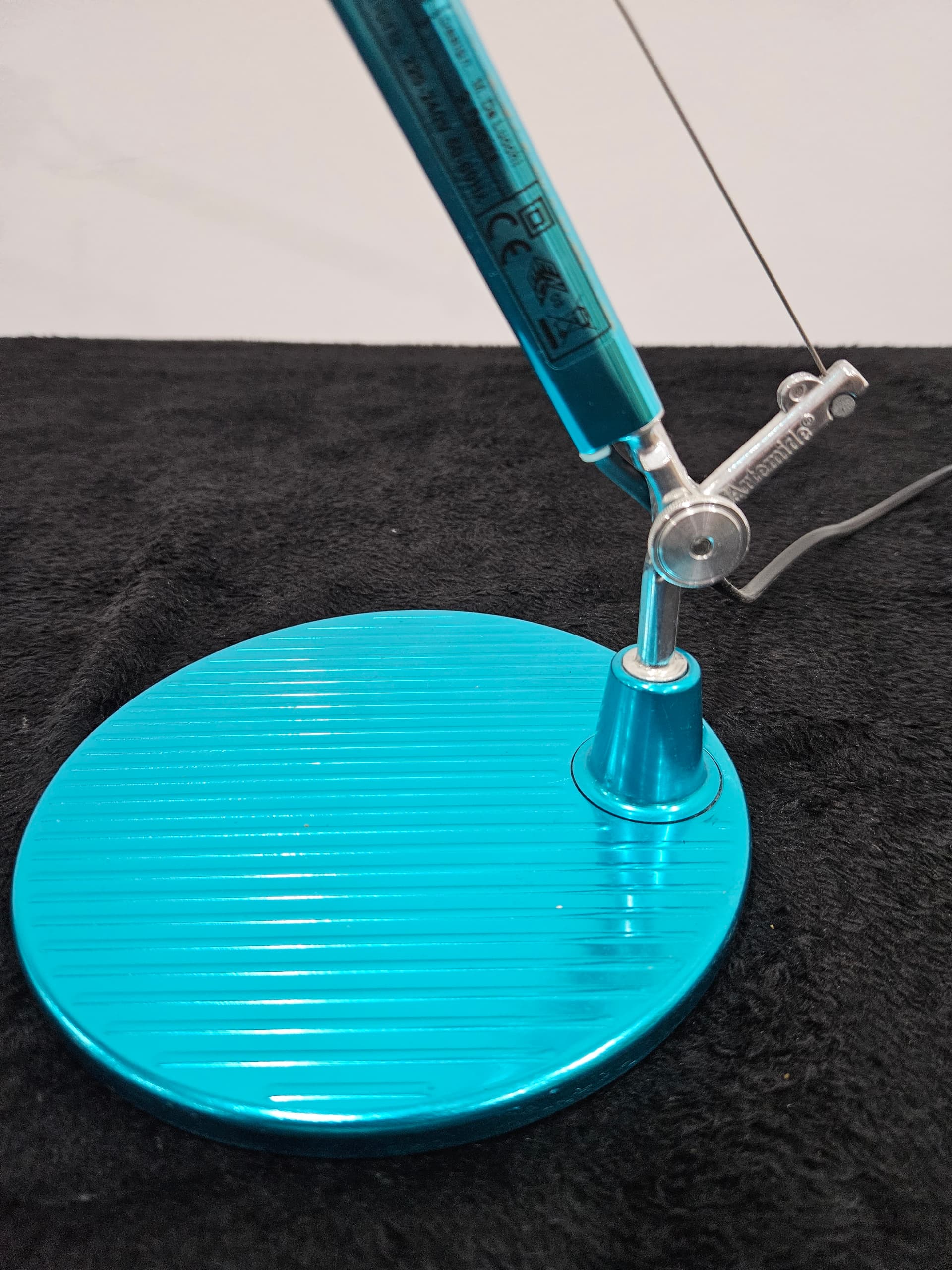 Desk lamp Tolomeo Micro, blue aluminium, by M. De Lucchi, G. Fassina, Artemide, Italy - 364182