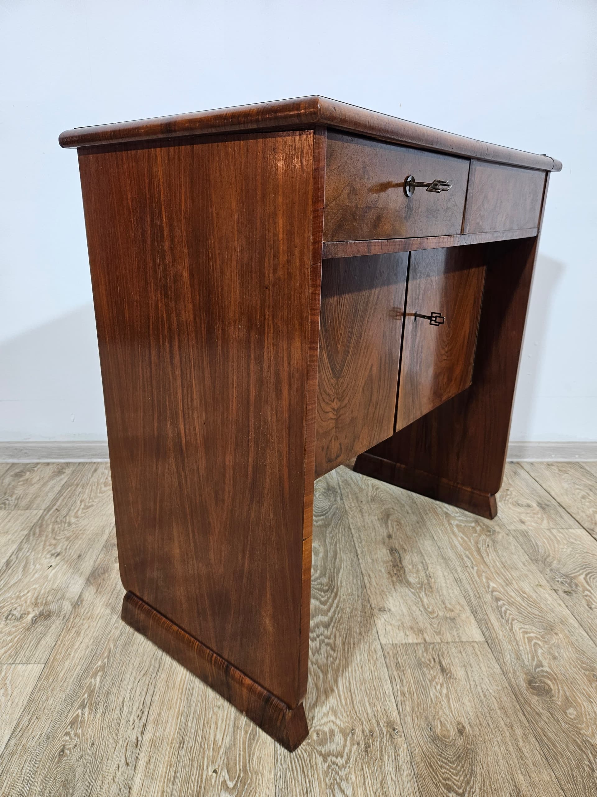 Sewing table Art Deco, brown walnut, Austria, 1940s. - 364208