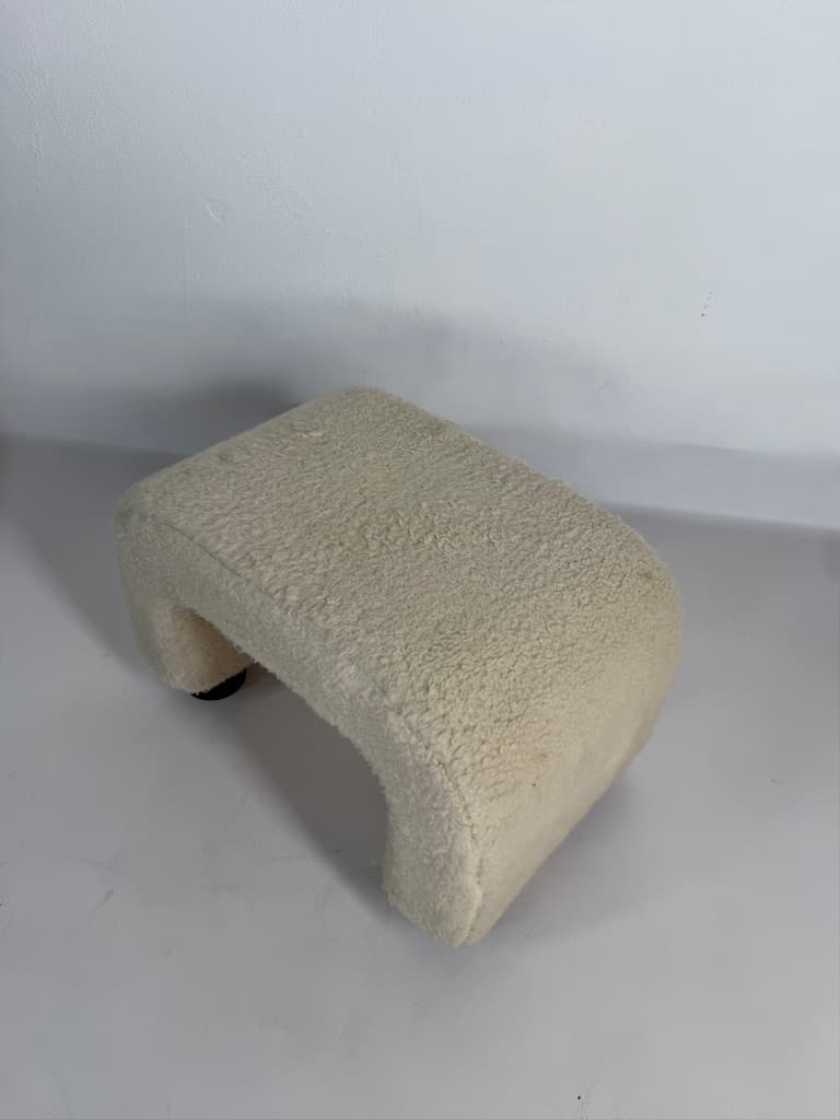 Puf bouclé kremowy, Dania, lata 90. - 364387