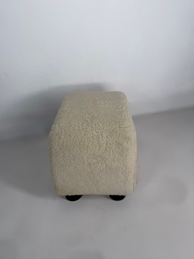 Puf bouclé kremowy, Dania, lata 90. - 364385