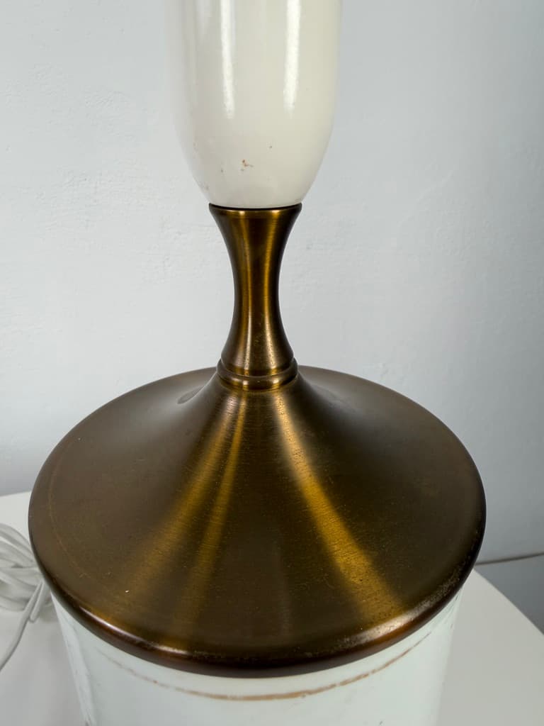 Pair of table lamps, hand-painted white porcelain, gold metal, China, 1970s. - 364398