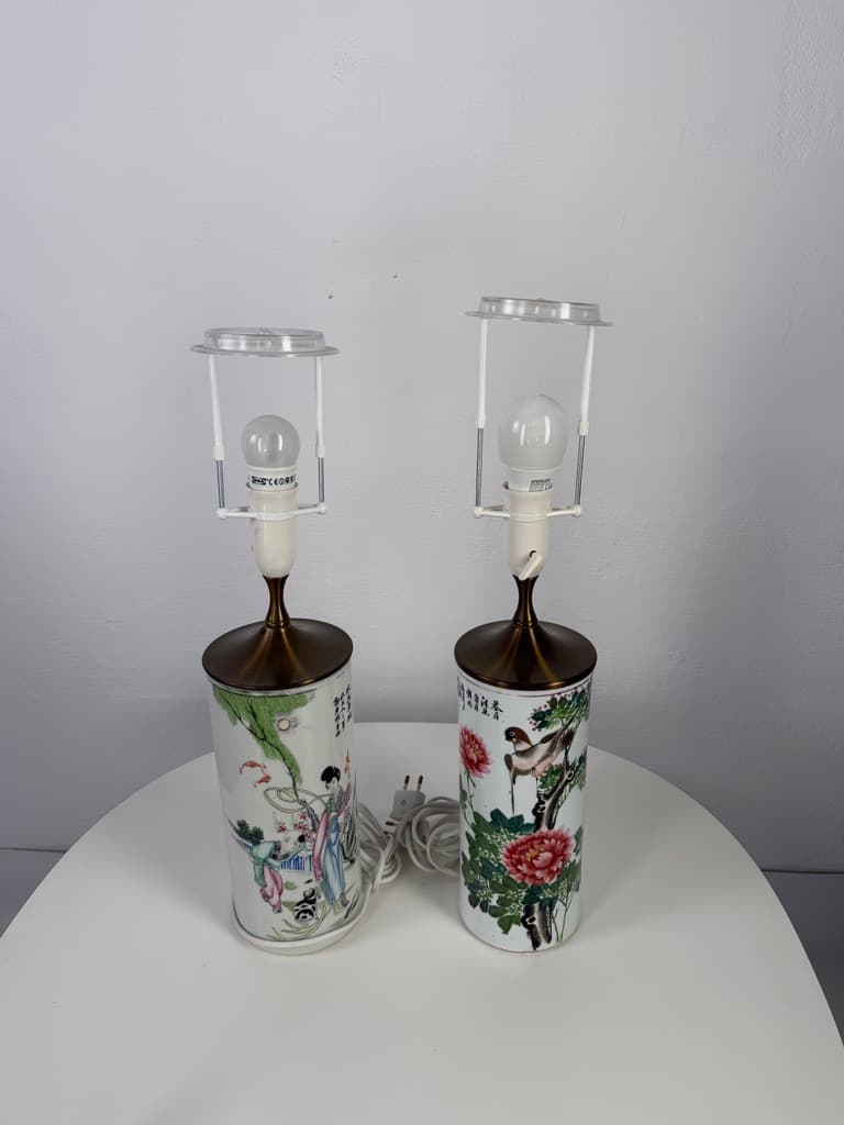 Pair of table lamps, hand-painted white porcelain, gold metal, China, 1970s. - 364400