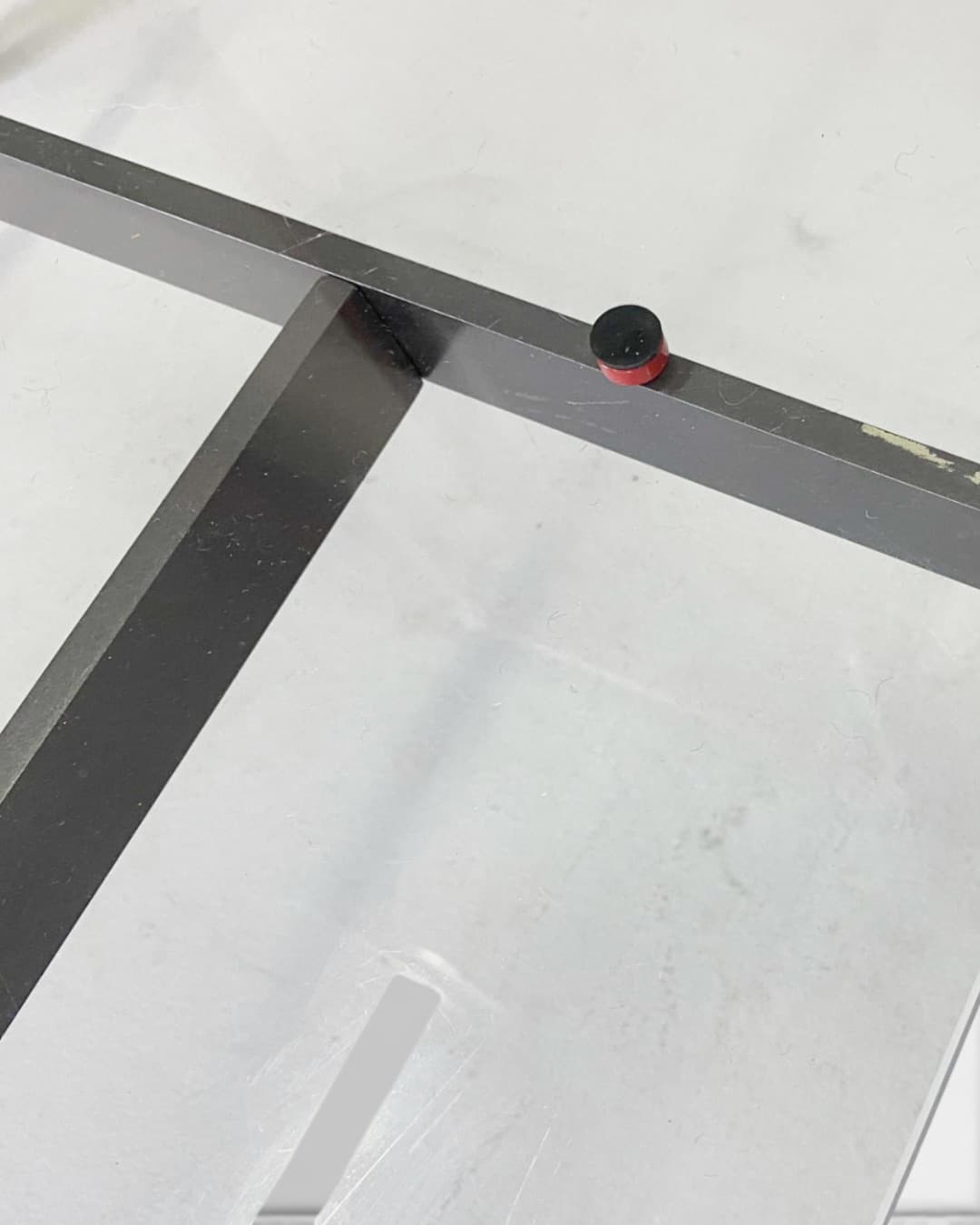Coffee table Postmodern, transparent glass, grey red metal, Italy, 1980s. - 364417