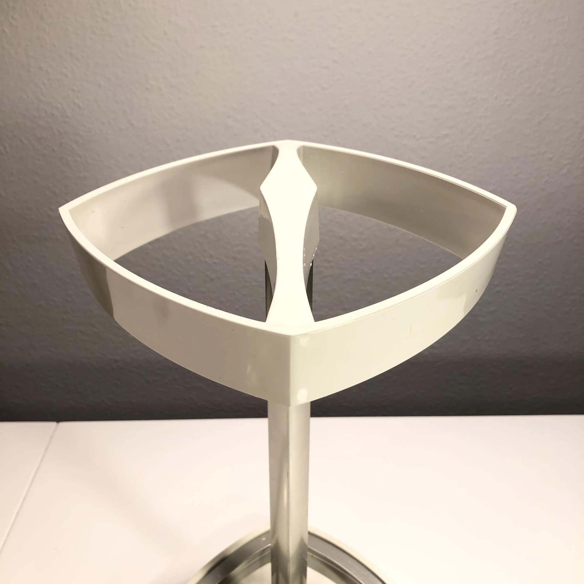 Modernist umbrella stand, white plastic, aluminum, Sweden, 1970s - 26610