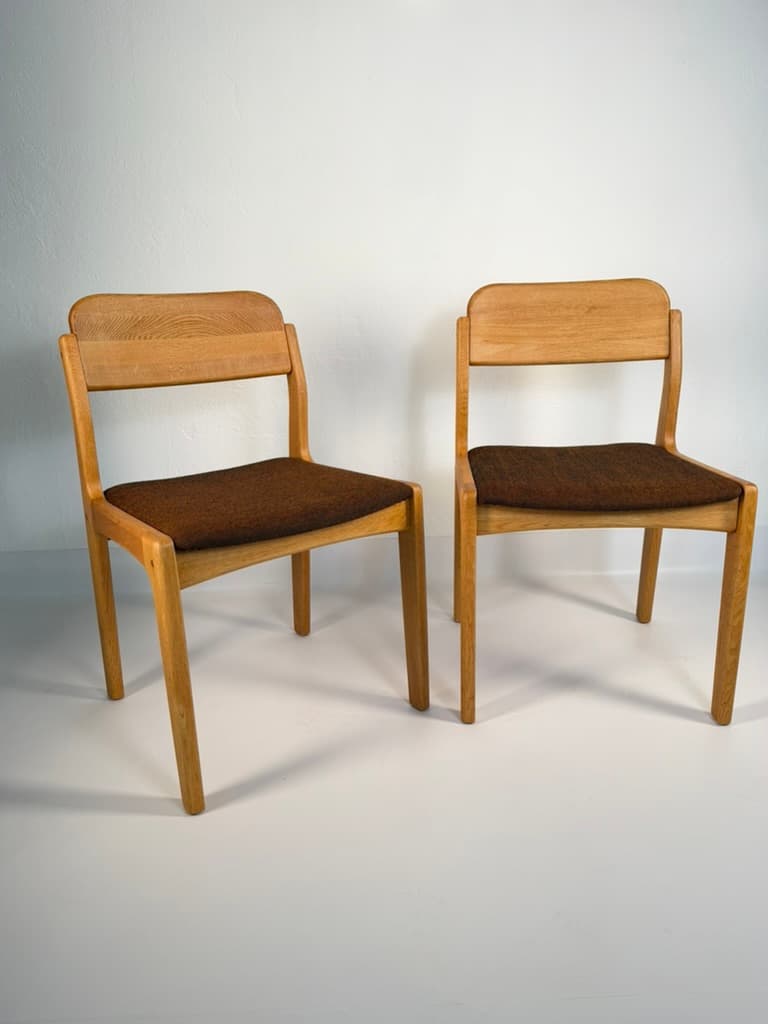 Pair of chairs, light oak, brown fabric, by H. Kjaernulf, Denmark, 1960s. - 364479