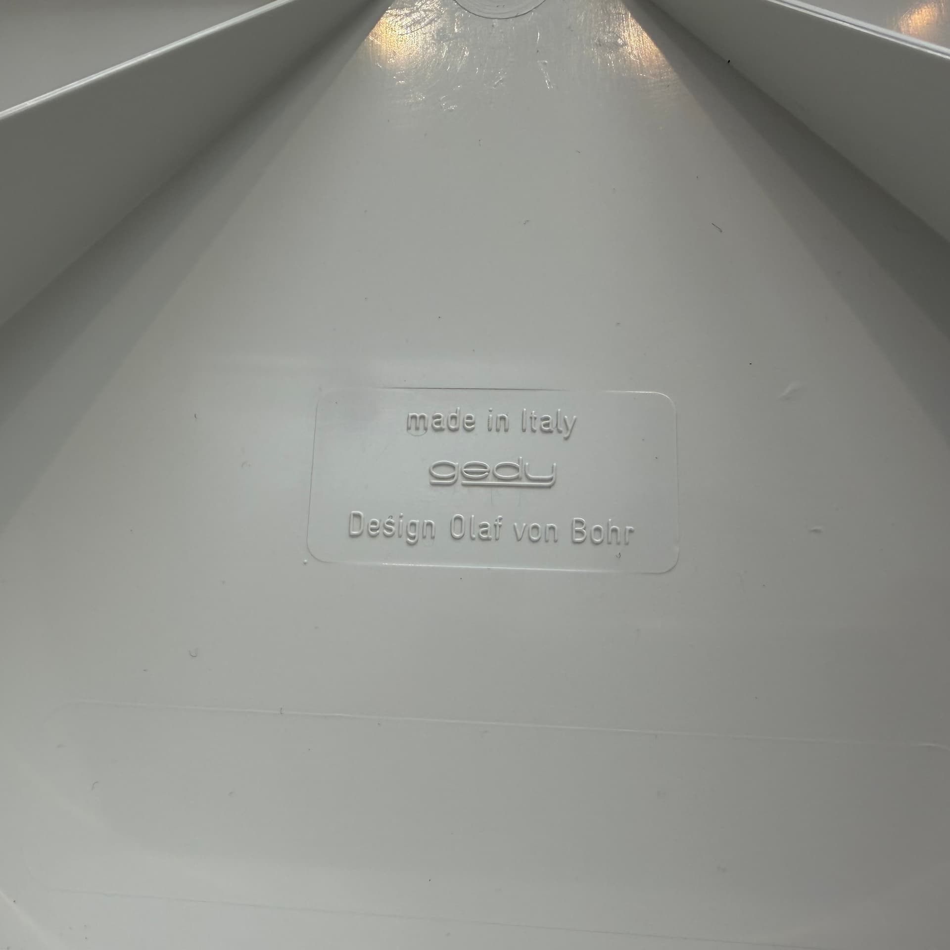 Stolik pomocniczy, Space Age, plastik biały, proj. O. von Bohr, Gedy, Włochy, lata 70. - 364546