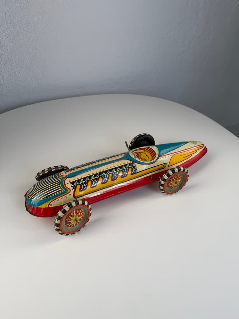 Racing car Boat Tail Racer, beige red blue yellow black white, metal, United States, 1930s. - 364703