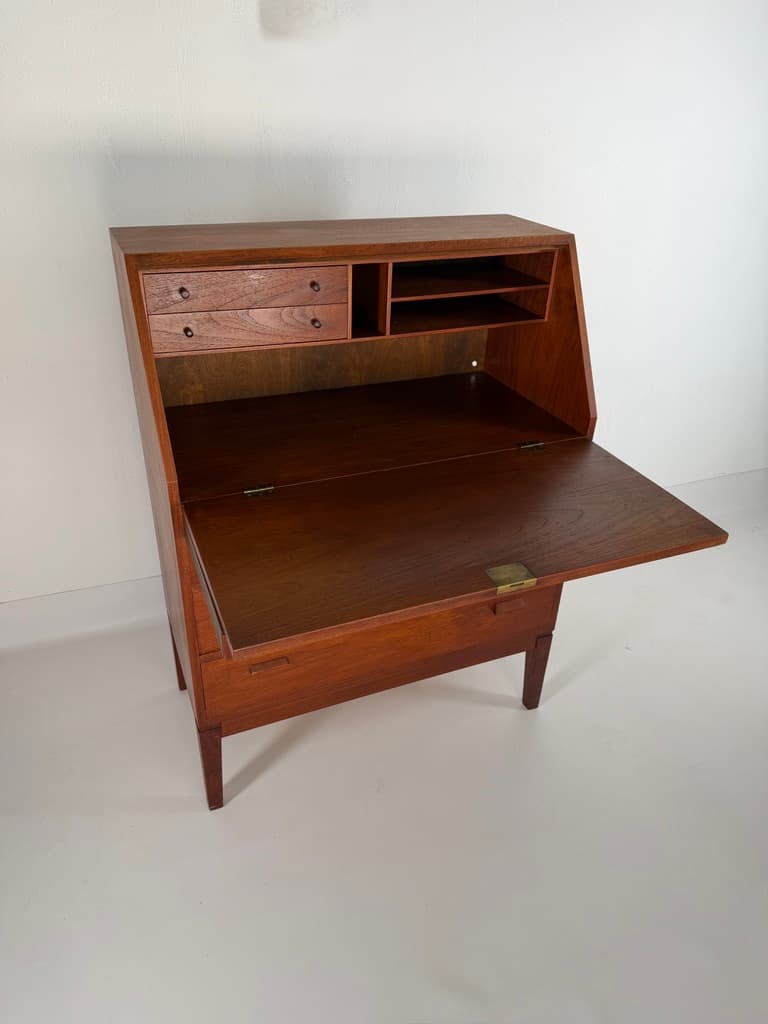 Secretary desk, brown teak, Denmark, 1960s. - 364726