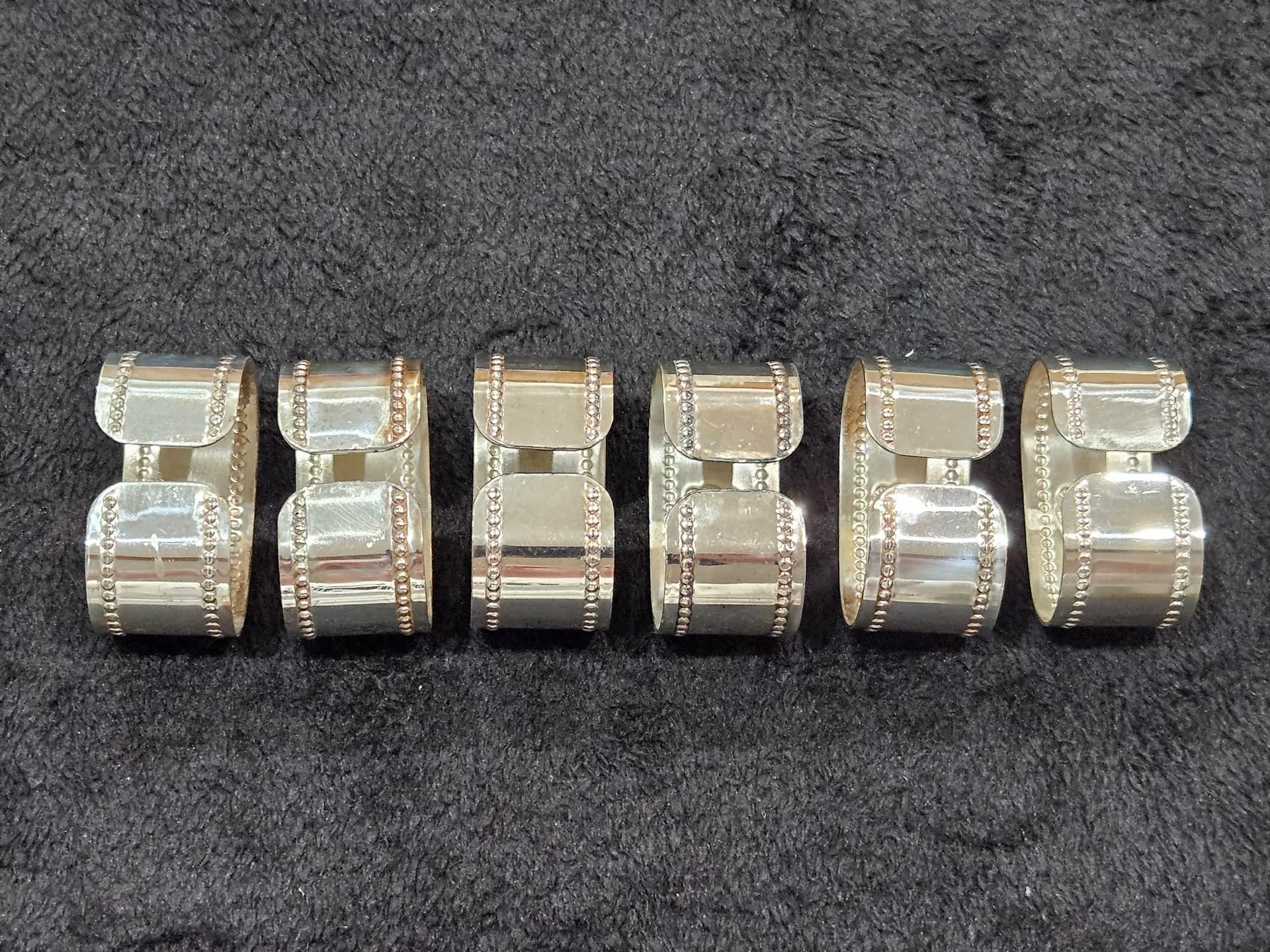 Set of six napkin rings Old Sheffield, silver, silver-plated, Italy, 1970s. - 364788