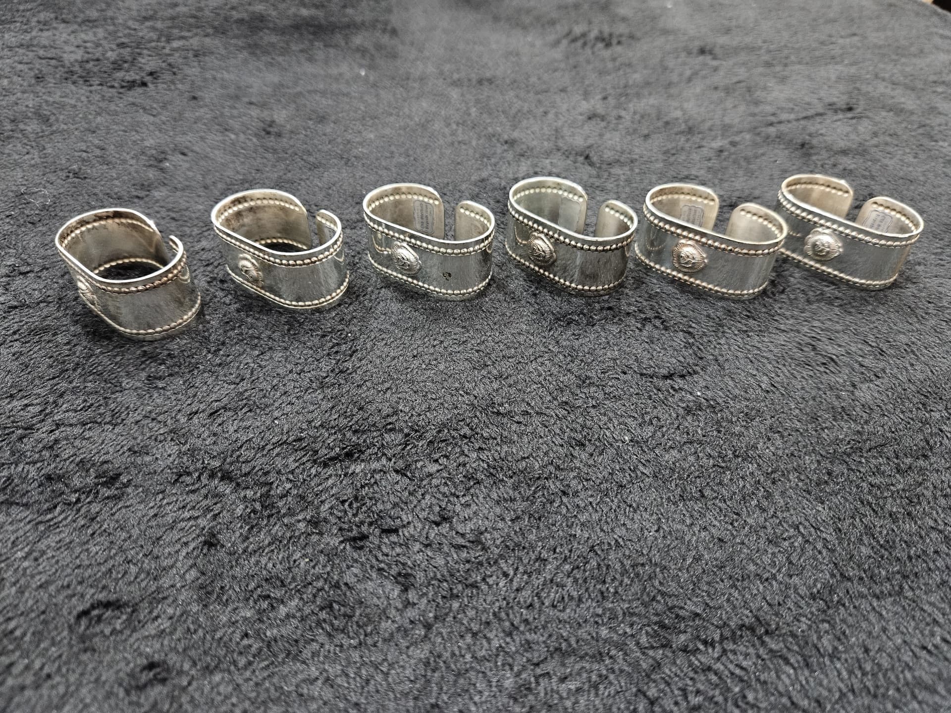 Set of six napkin rings Old Sheffield, silver, silver-plated, Italy, 1970s. - 364785