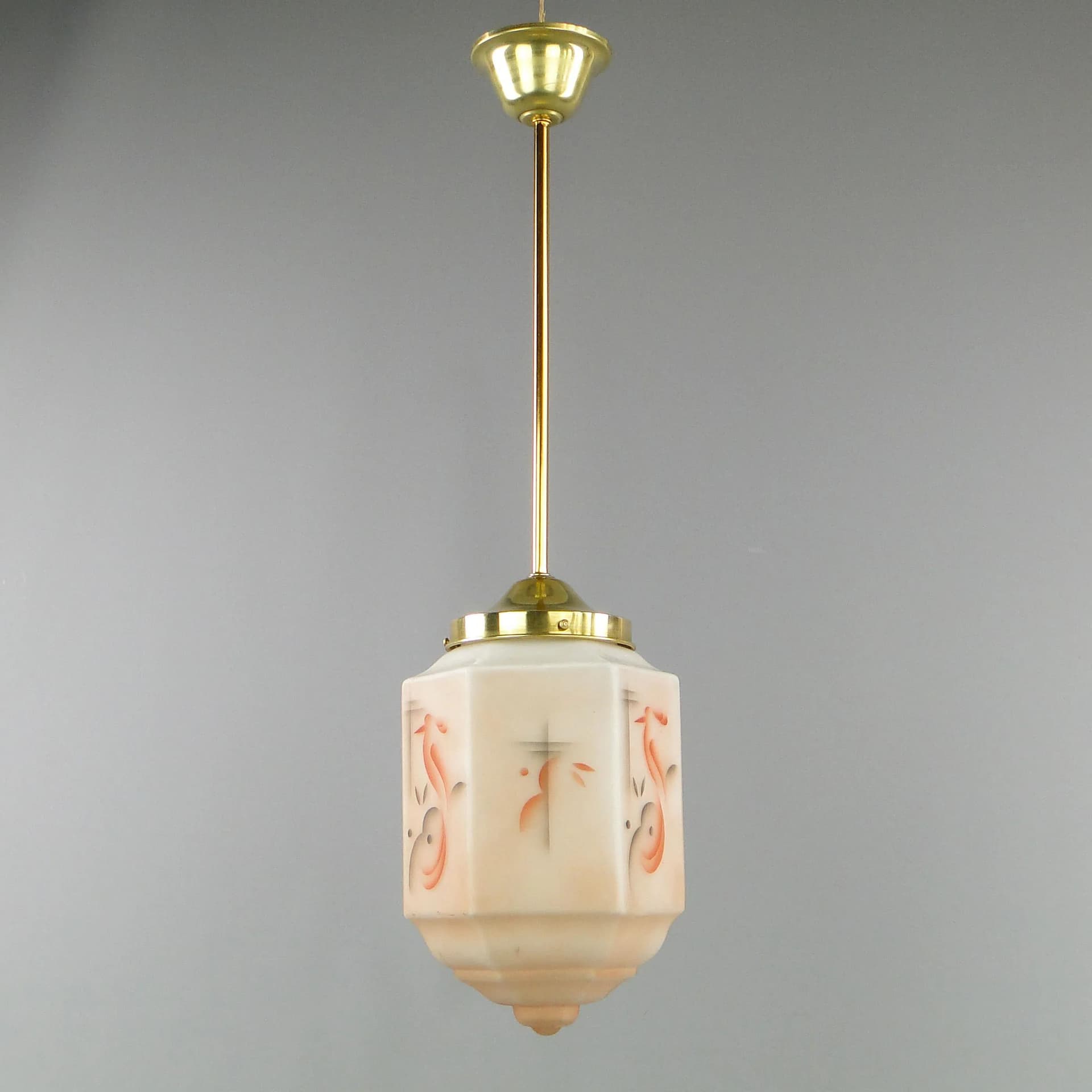 Lampa wisząca Art déco, szkło ivory white, mosiądz, Polska, lata 20. - 26641
