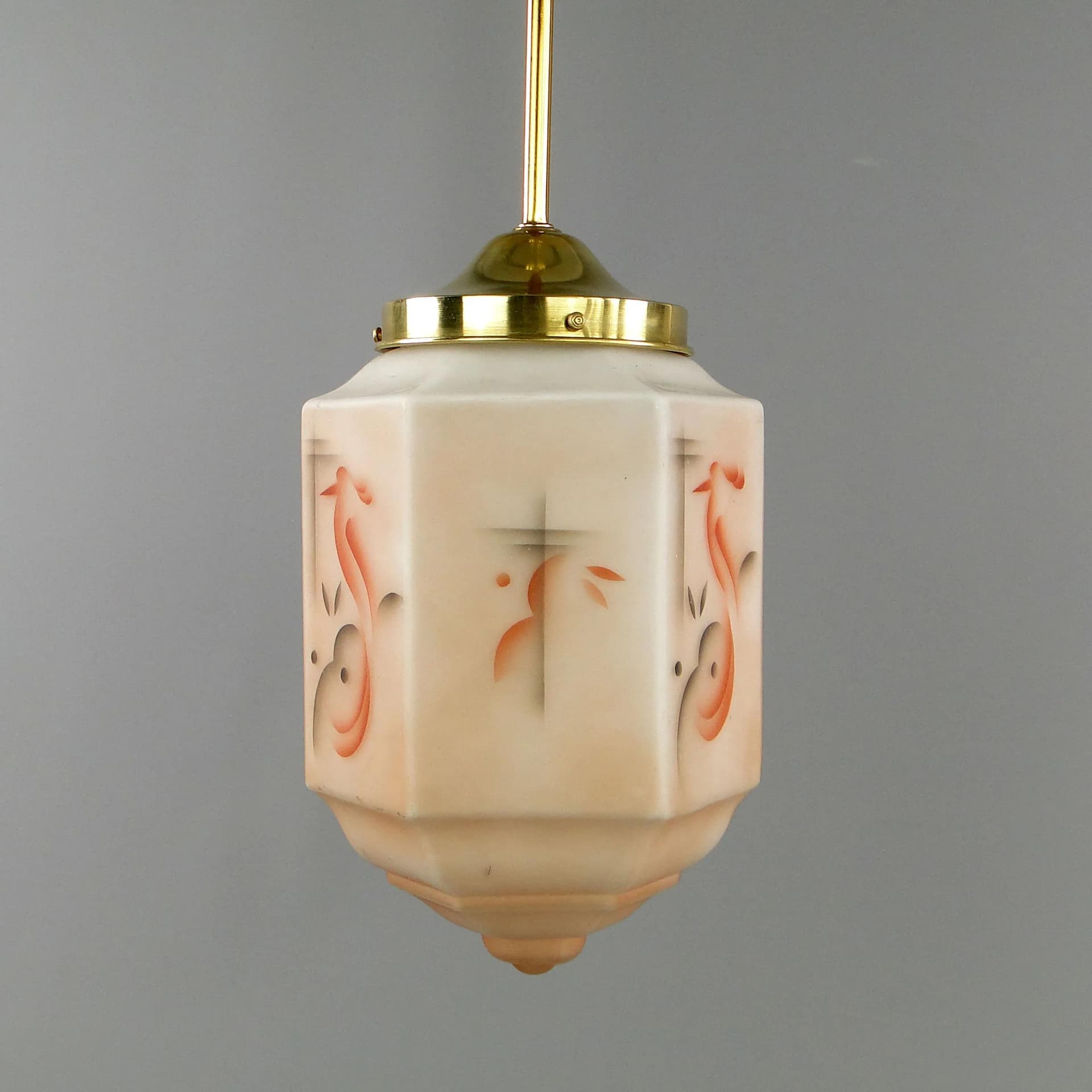 Lampa wisząca Art déco, szkło ivory white, mosiądz, Polska, lata 20. - 26635