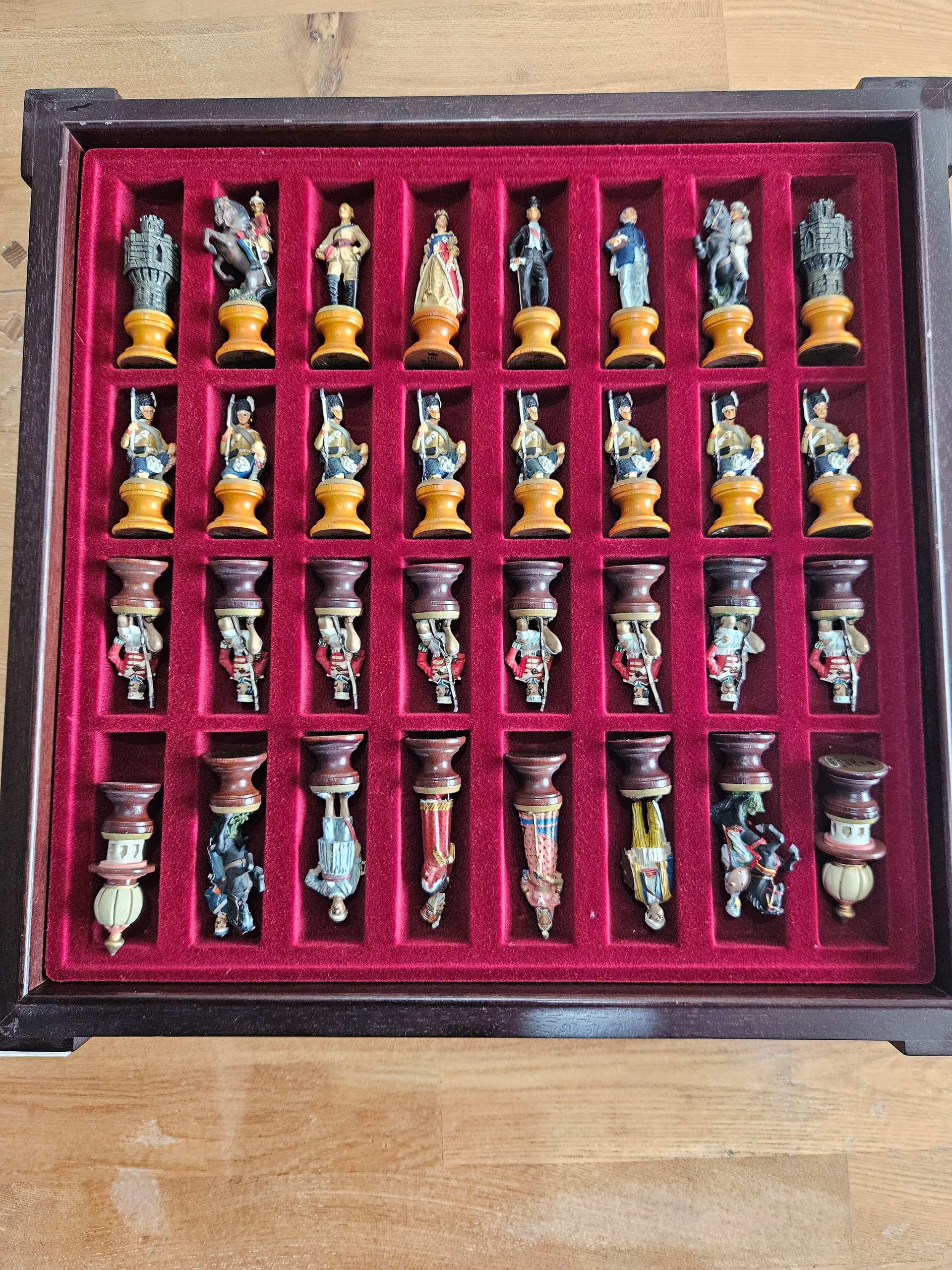 Chess set Raj, brown mahogany, beige marble, Franklin Mint, USA, 1980s. - 364989