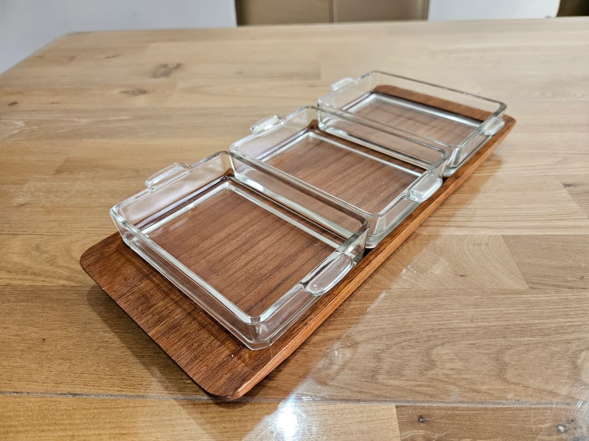 Serving set, ARTIFORM Siam, brown teak, clear glass, Denmark, 1960s. - 365023