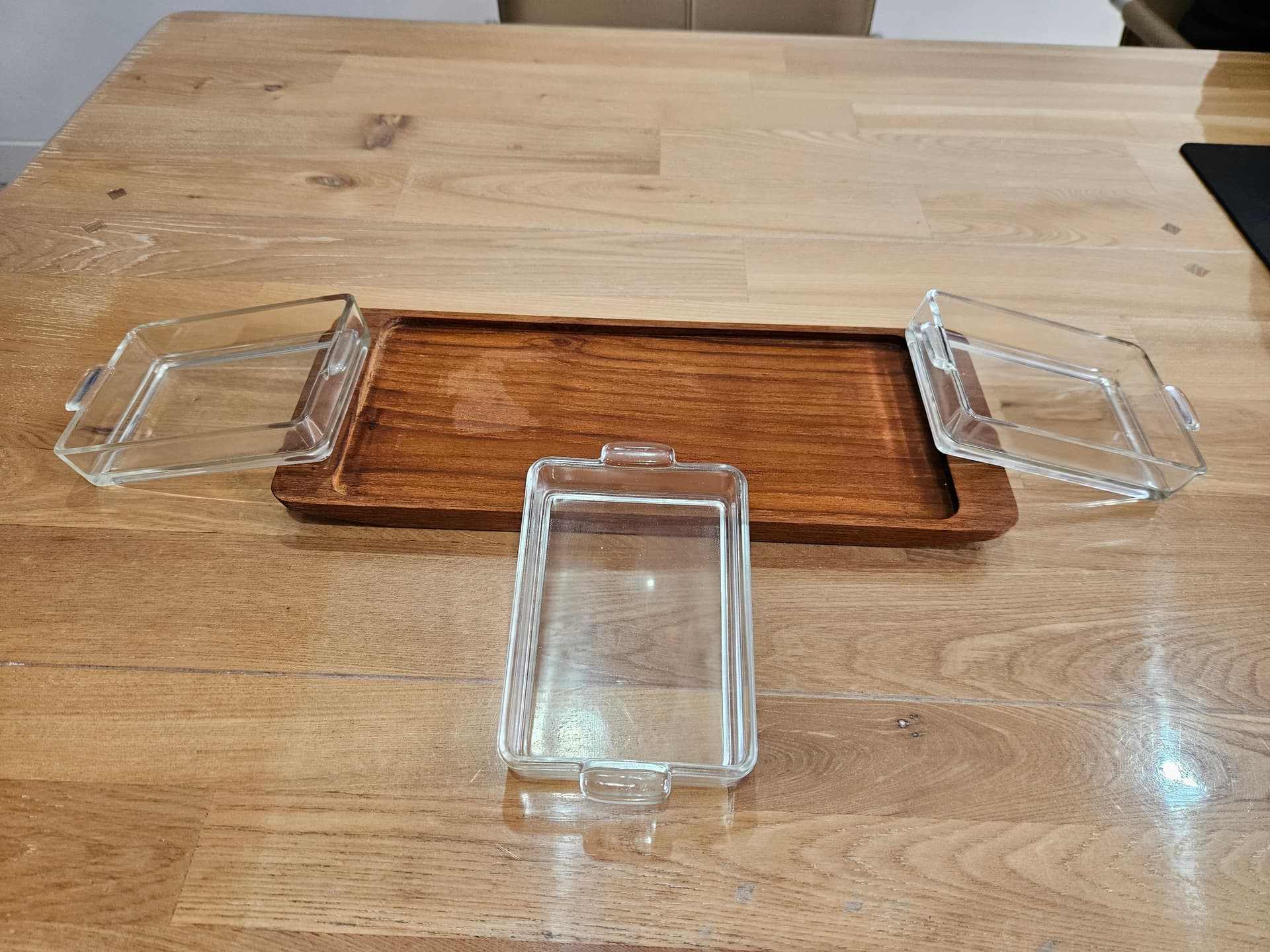 Serving set, ARTIFORM Siam, brown teak, clear glass, Denmark, 1960s. - 365026