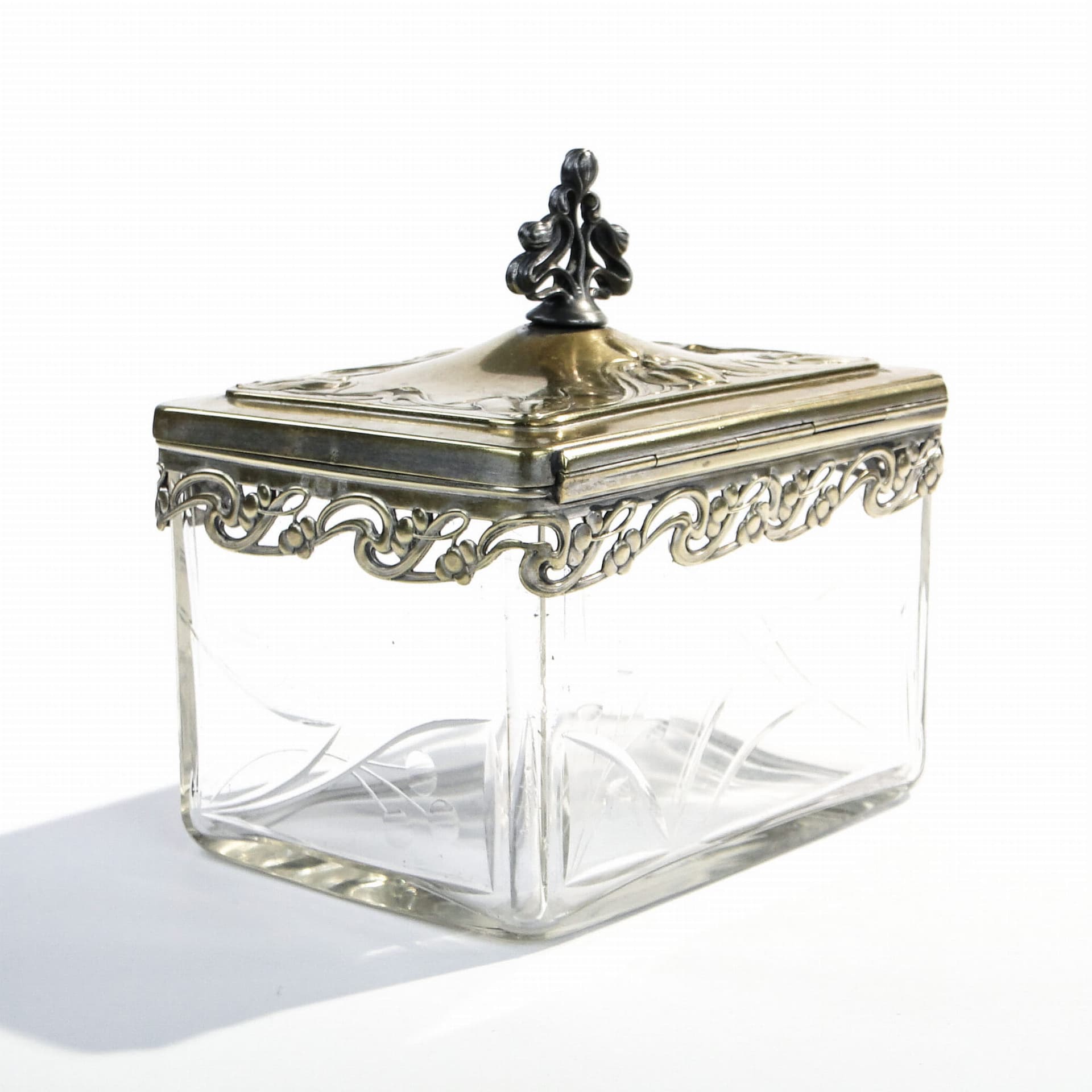 Biscuit box Art Nouveau, clear crystal, brass gold, silver, by A. Mayer, WMF, Germany, early 20th c. - 365220