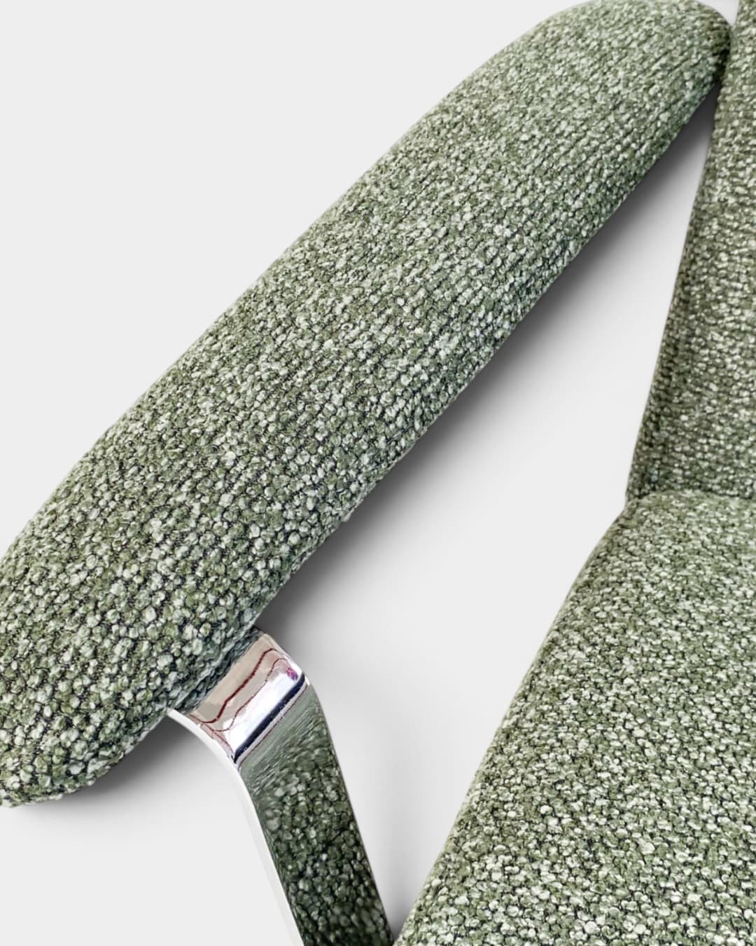 Fotel wypoczynkowy, zielony bouclé, aluminium srebrny, Dania - 365389