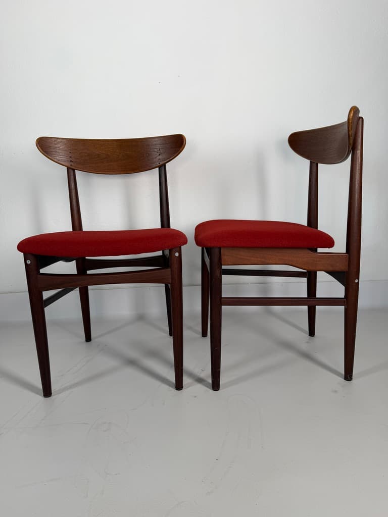 Pair of chairs, brown teak, red fabric, Denmark, 1960s. - 365478