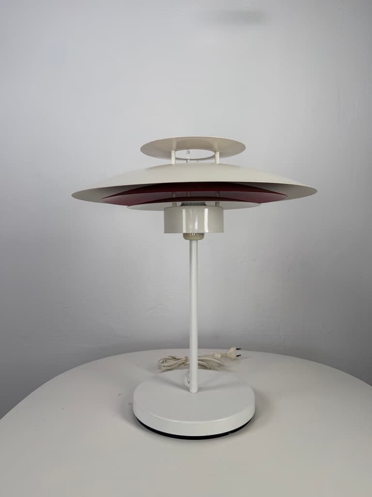 Table lamp, white, red, metal, Denmark, 1980s - 365716