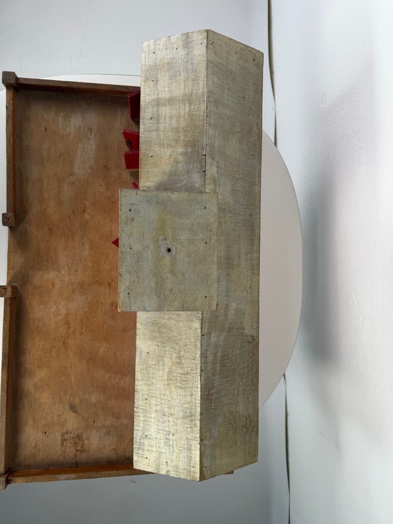 Remiza Falcks Redningskorps, czerwony szary, drewno metal, Dania, lata 50. - 365744