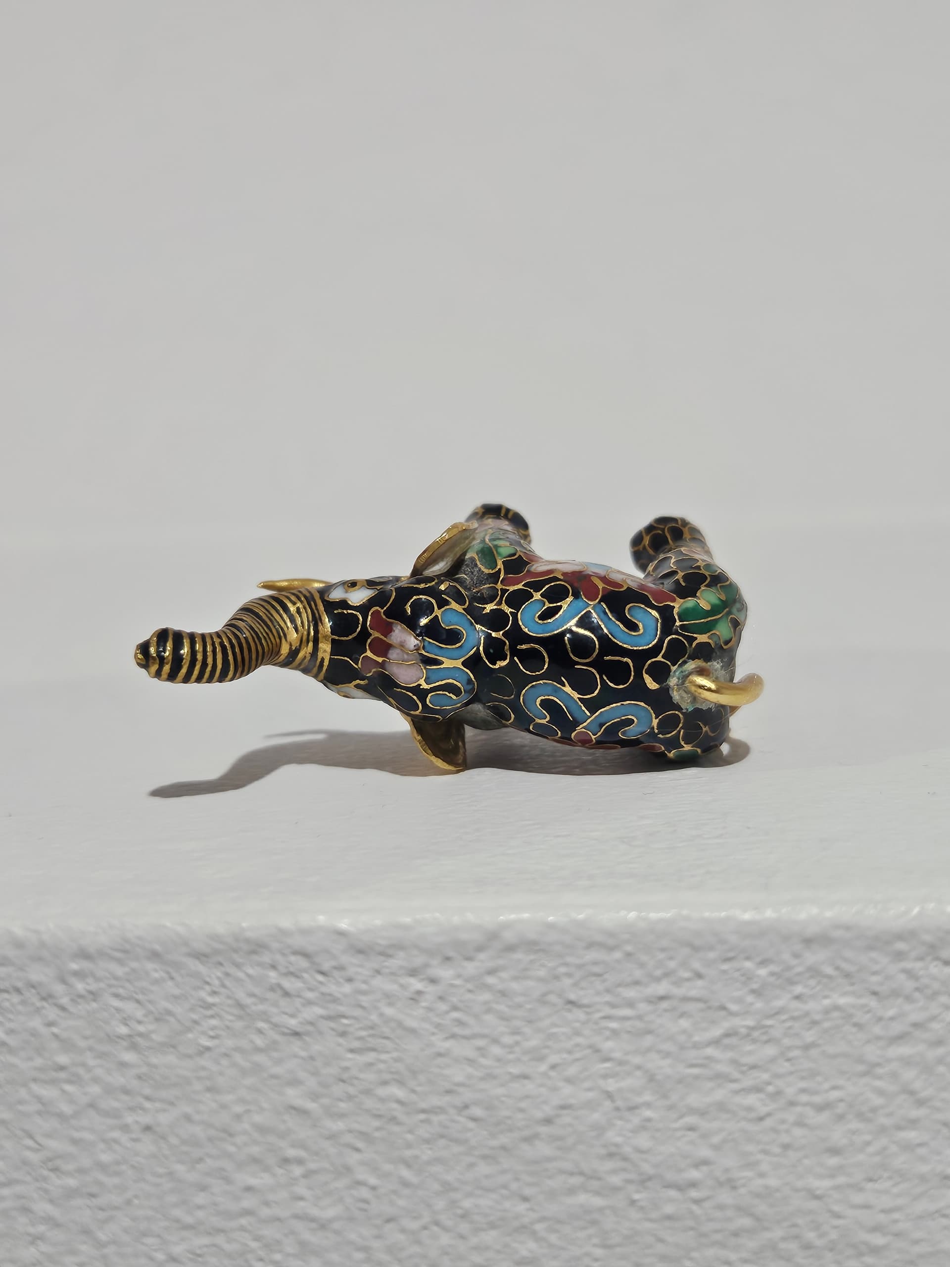 Figurine Elephant Cloisonné, black enamel, metal, Sri Lanka, 1980s - 366151