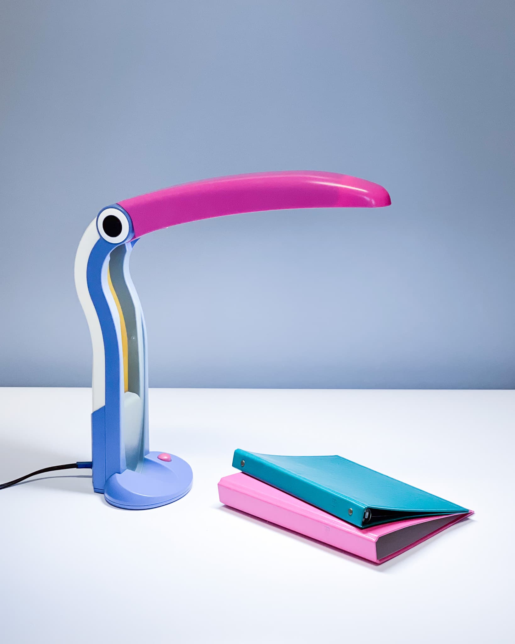 Desk lamp Toucan, blue pink white, plastic, by H.T. Huang, Taiwan, 1980s. - 366208