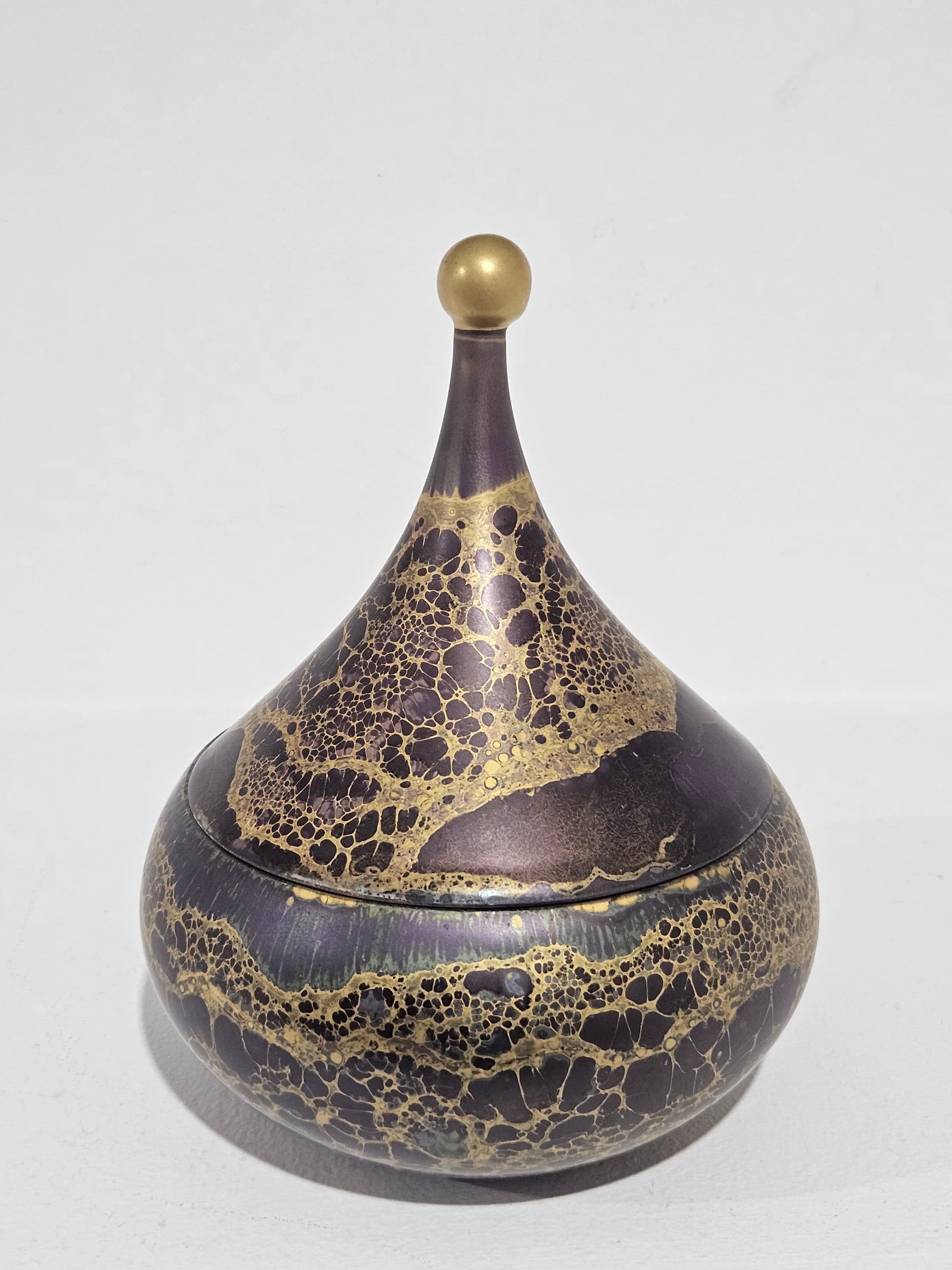 Box Goldfeuer Studio-Linie, purple gold, porcelain, by H. Drexler, Rosenthal, Germany, 1960s - 366231