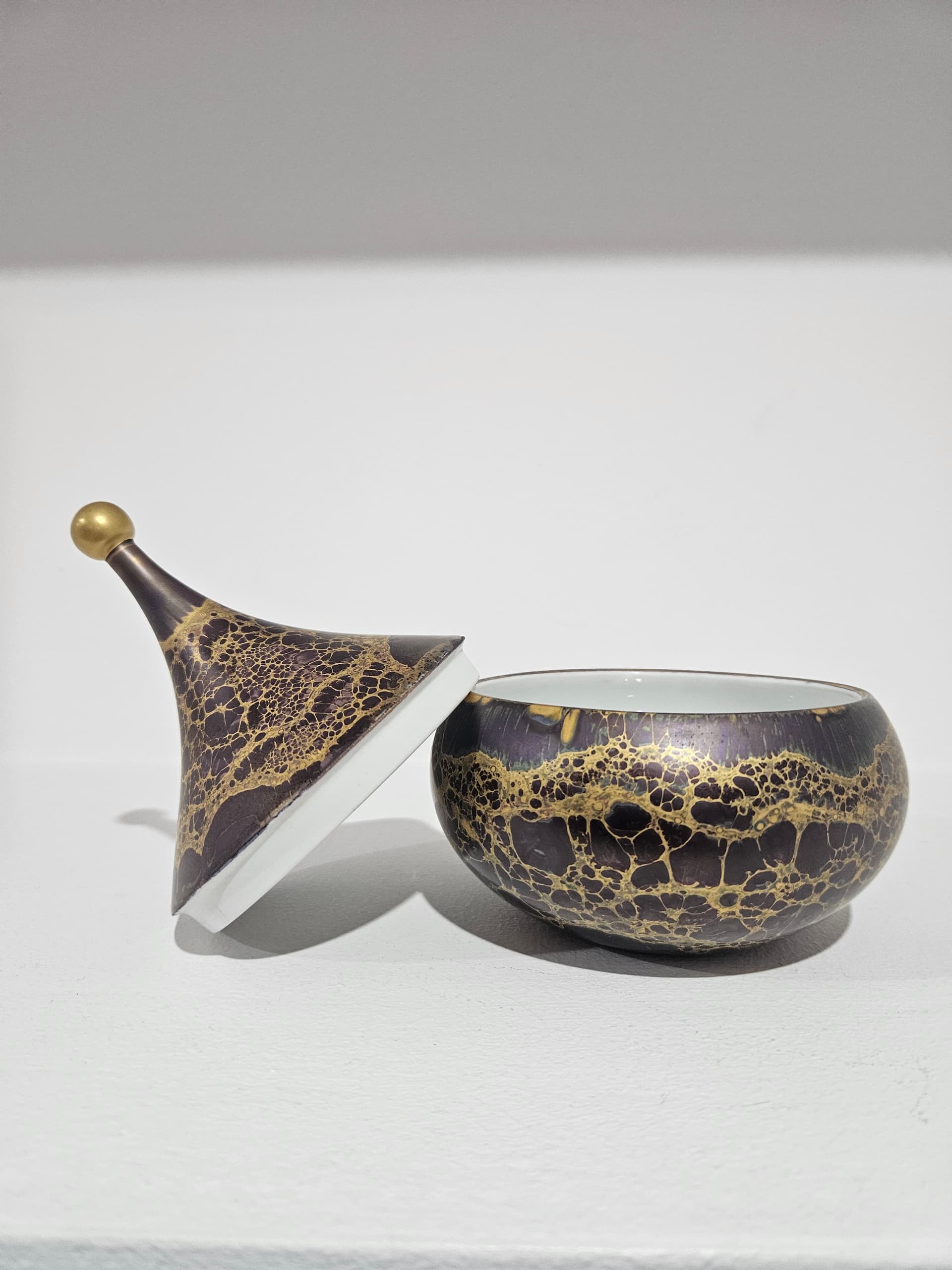 Box Goldfeuer Studio-Linie, purple gold, porcelain, by H. Drexler, Rosenthal, Germany, 1960s - 366230