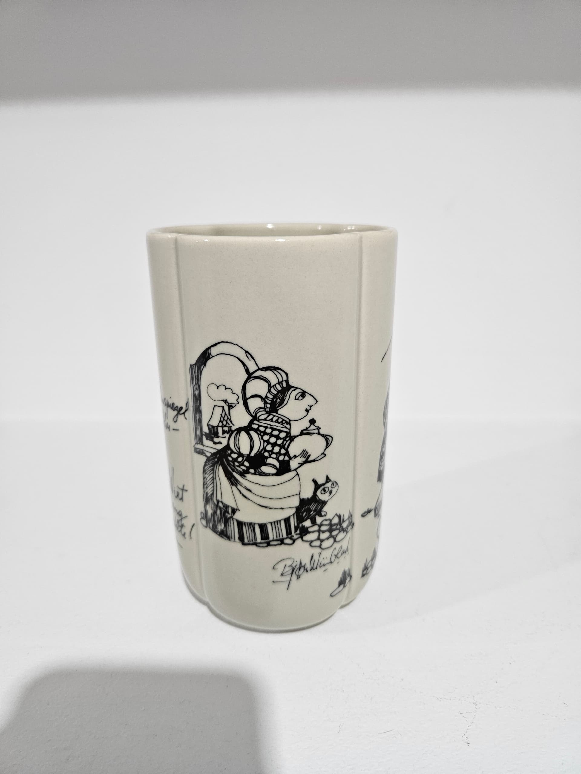 Vase Studio-Linie Till Eulenspiegel in Cologne, white, porcelain, by B. Wiinblad, Rosenthal, Germany, 1960s - 366242
