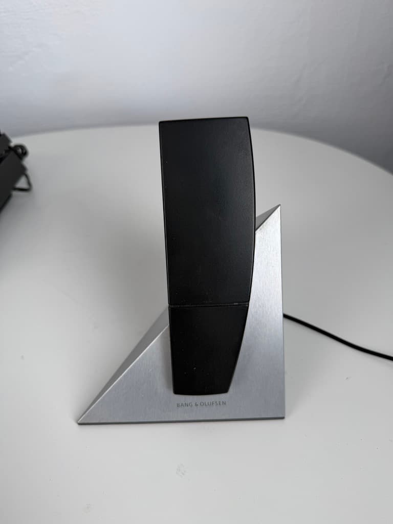 Set of two telephones Beocom 2000 and BeoCom 6000, black, plastic, aluminum, Bang & Olufsen, Denmark, 1980s. - 366536