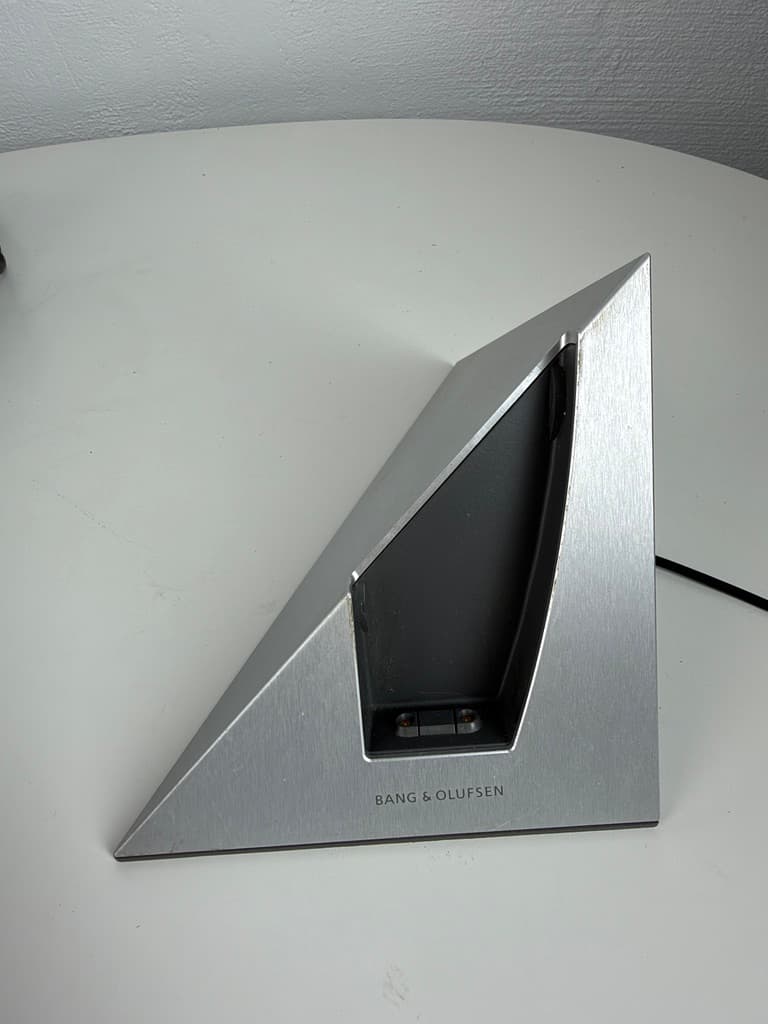 Set of two telephones Beocom 2000 and BeoCom 6000, black, plastic, aluminum, Bang & Olufsen, Denmark, 1980s. - 366537