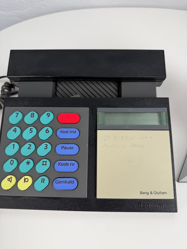 Set of two telephones Beocom 2000 and BeoCom 6000, black, plastic, aluminum, Bang & Olufsen, Denmark, 1980s. - 366533