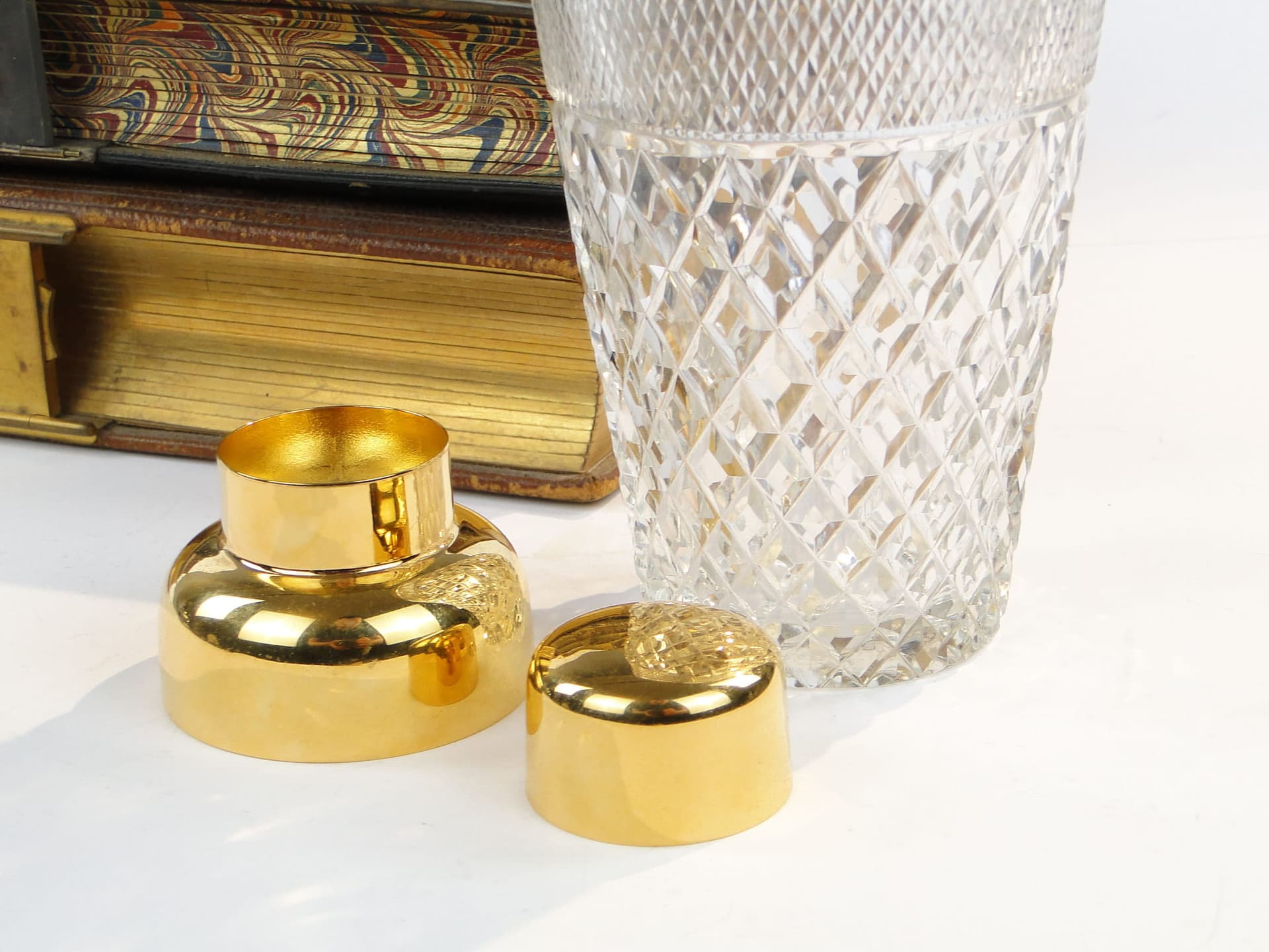 Bar shaker Art Deco, clear crystal, gold brass, Germany, 1920s - 366589