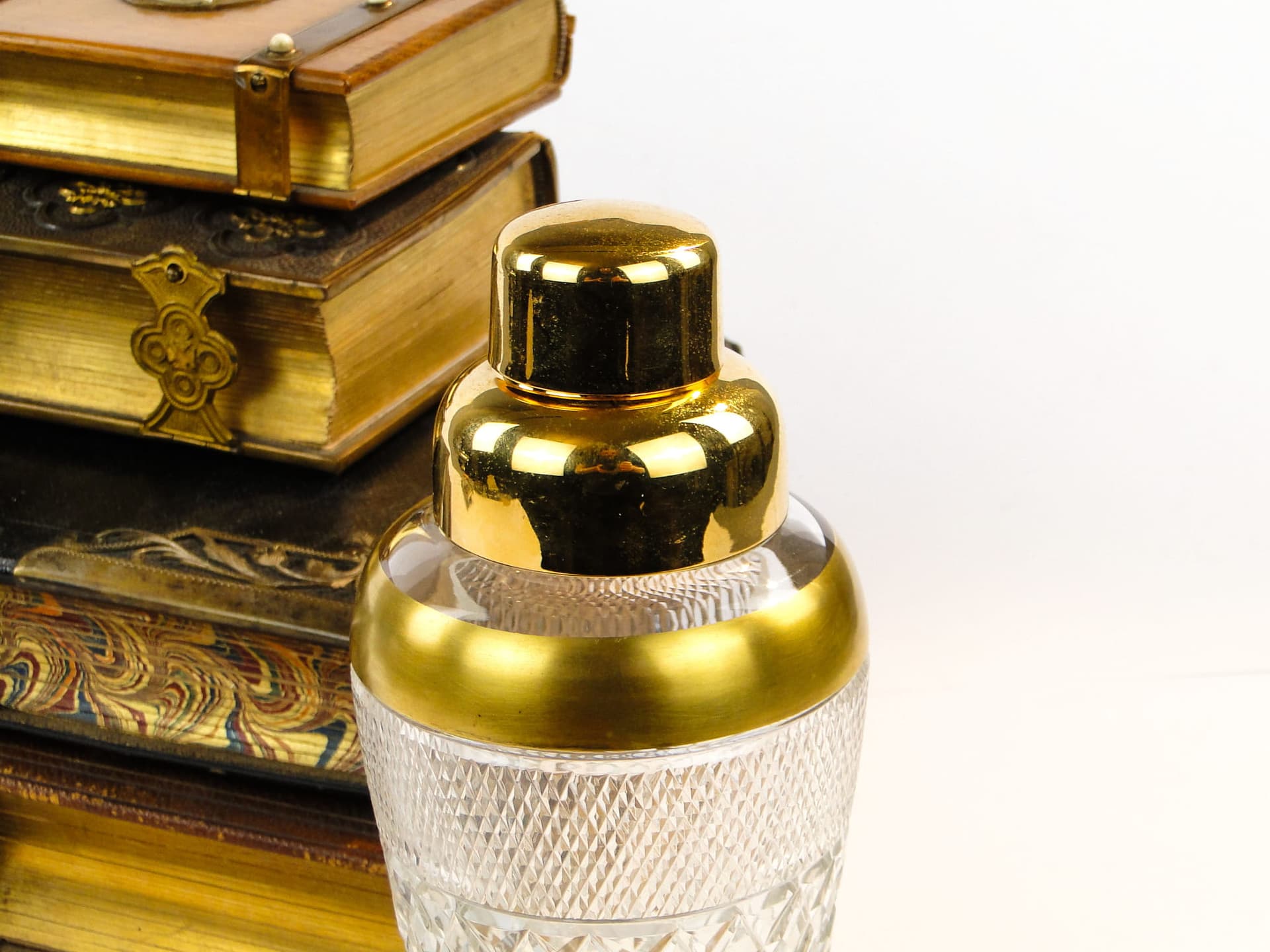 Bar shaker Art Deco, clear crystal, gold brass, Germany, 1920s - 366581