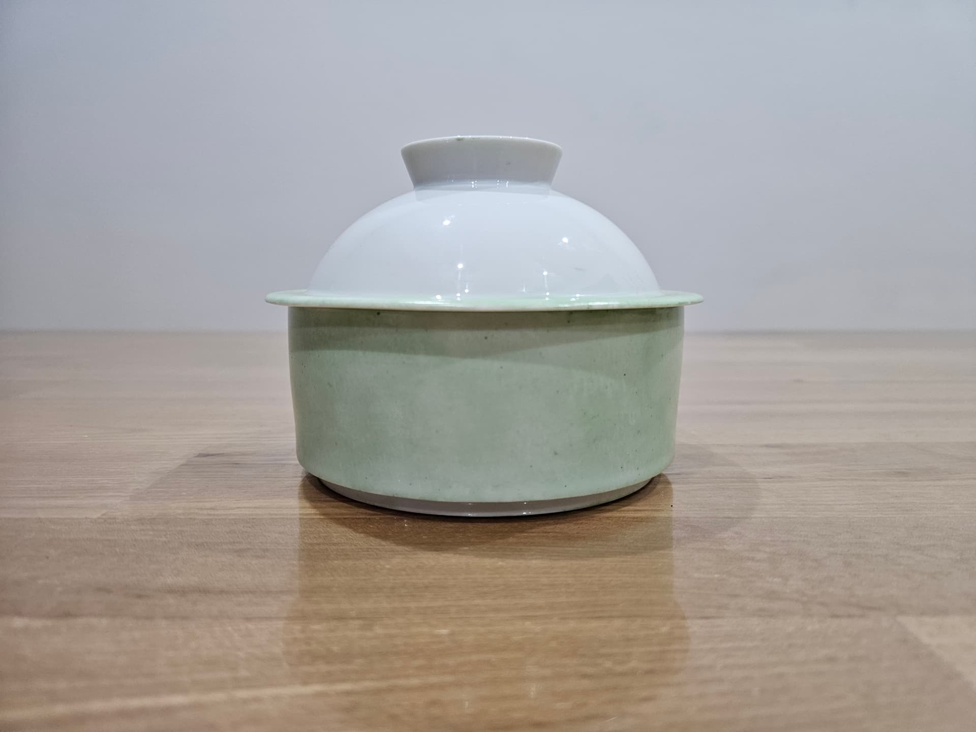 Butter dish MY CHINA! Celadon, green white, porcelain, Sieger by Fürstenberg, Germany, 1990s. - 366683